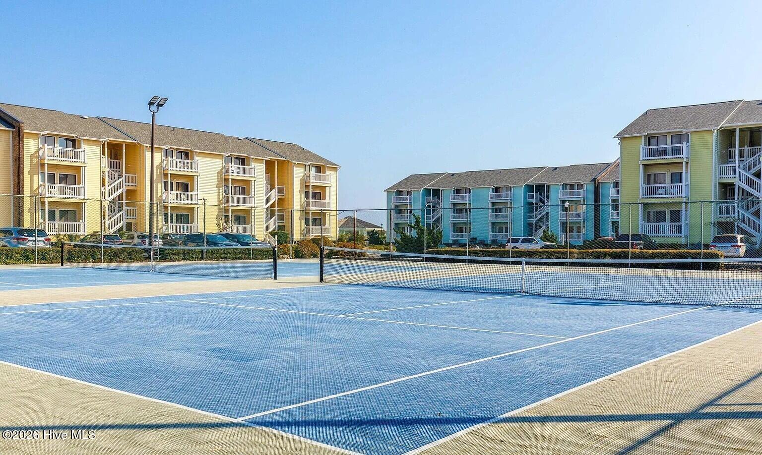 100553975 | Photo 19