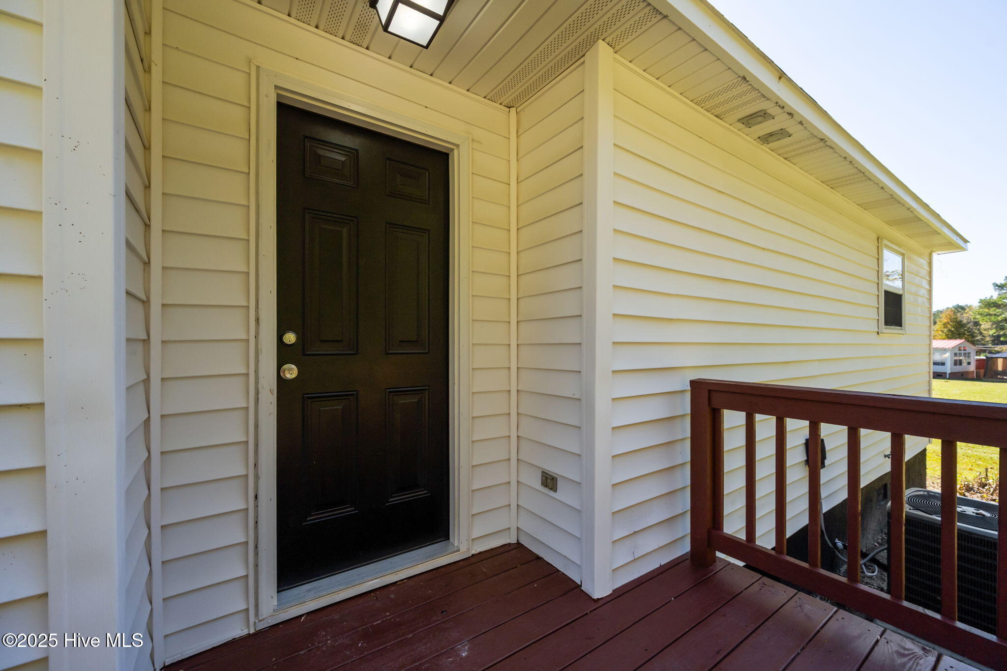 100539166 | Photo 19