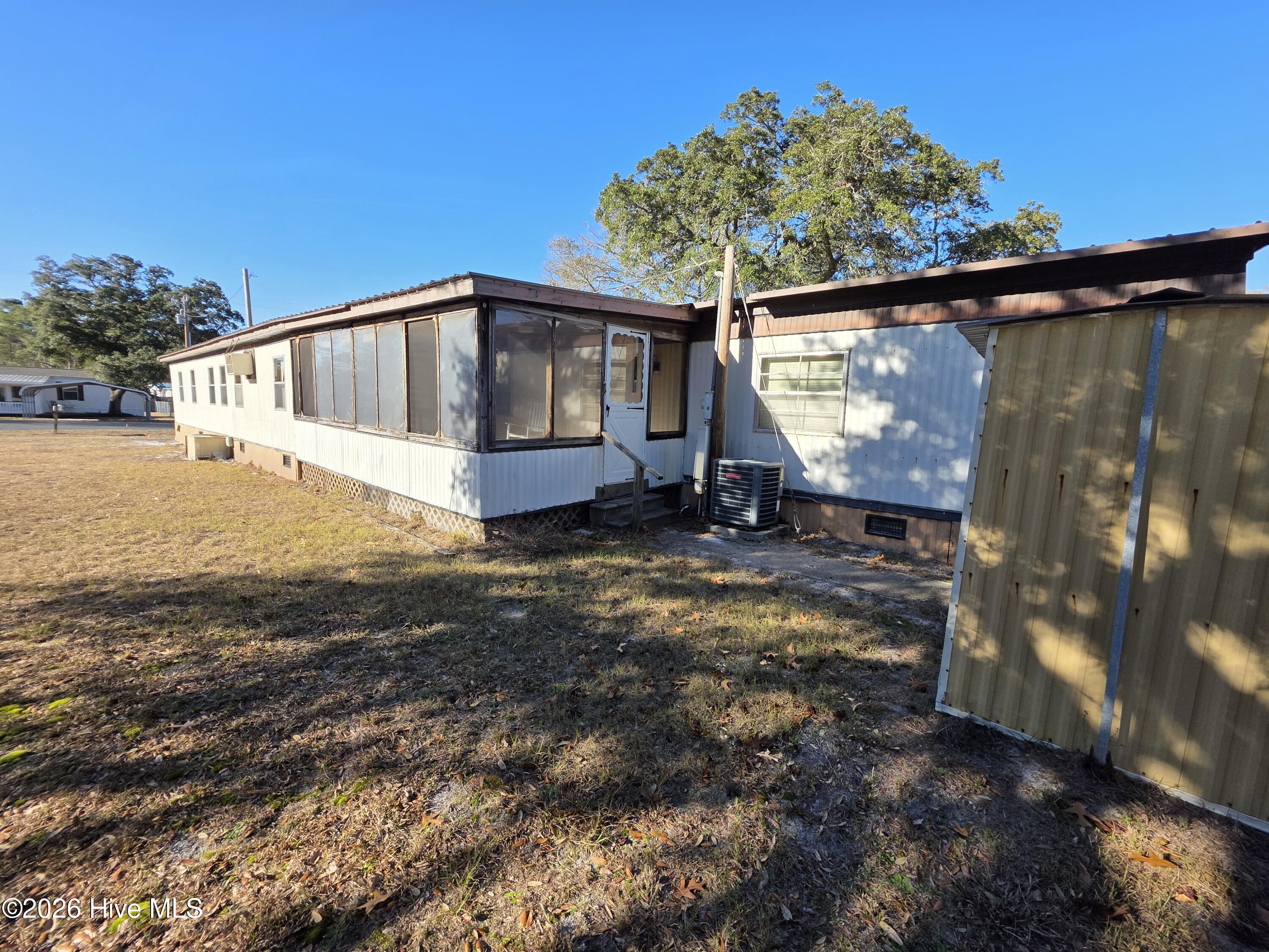 100552859 | Photo 22