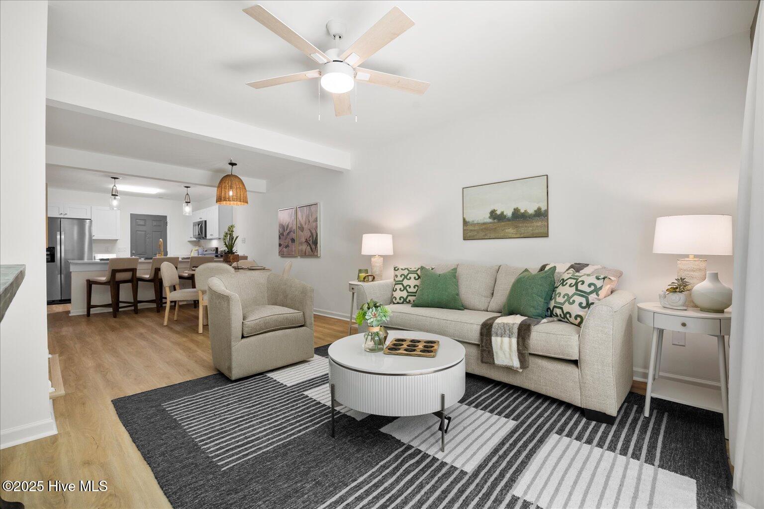 100522209 | Photo 10