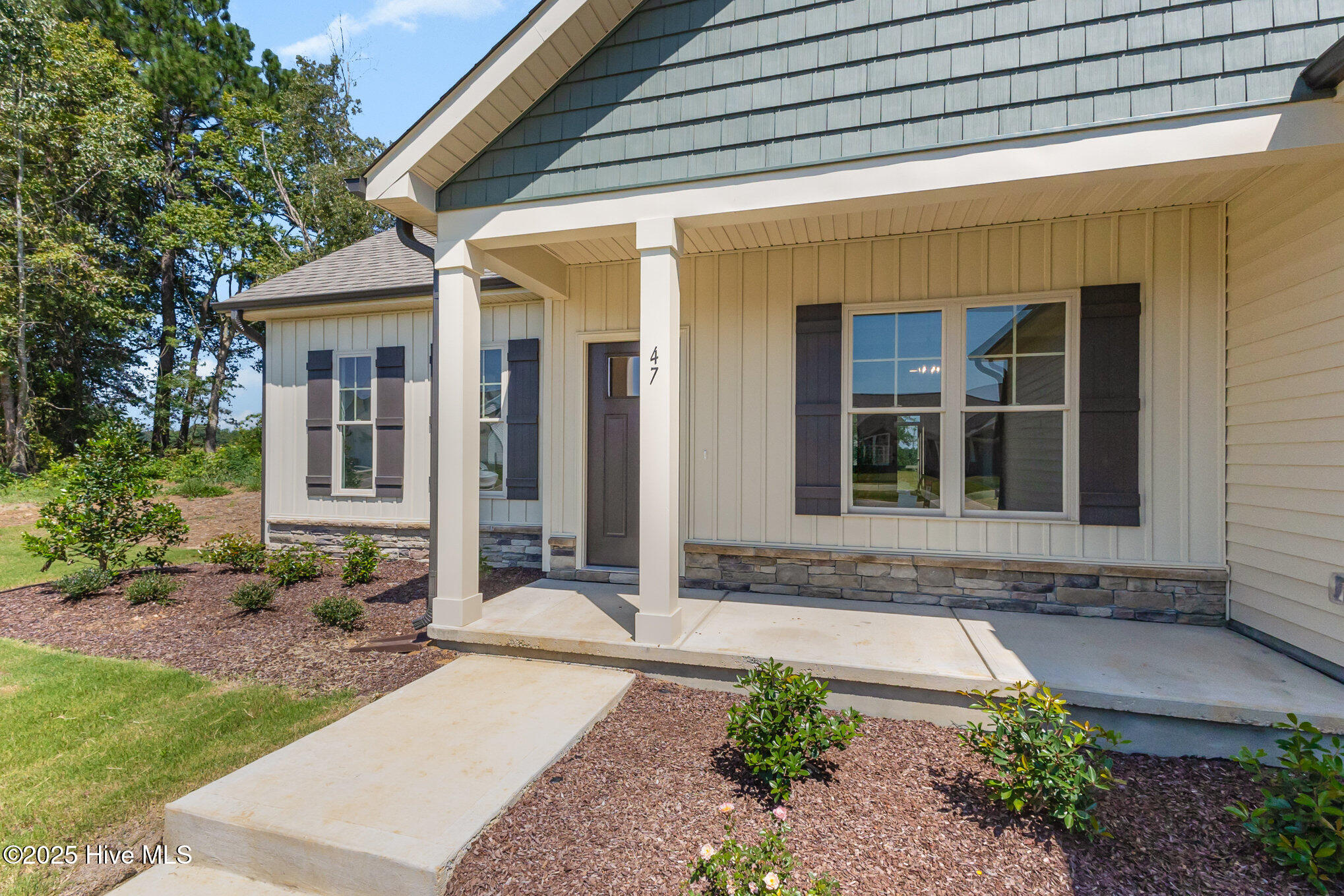 Homes for sale in Selma, NC | 47 Royal Ave, Selma, NC 27576 | MLS# 100487652