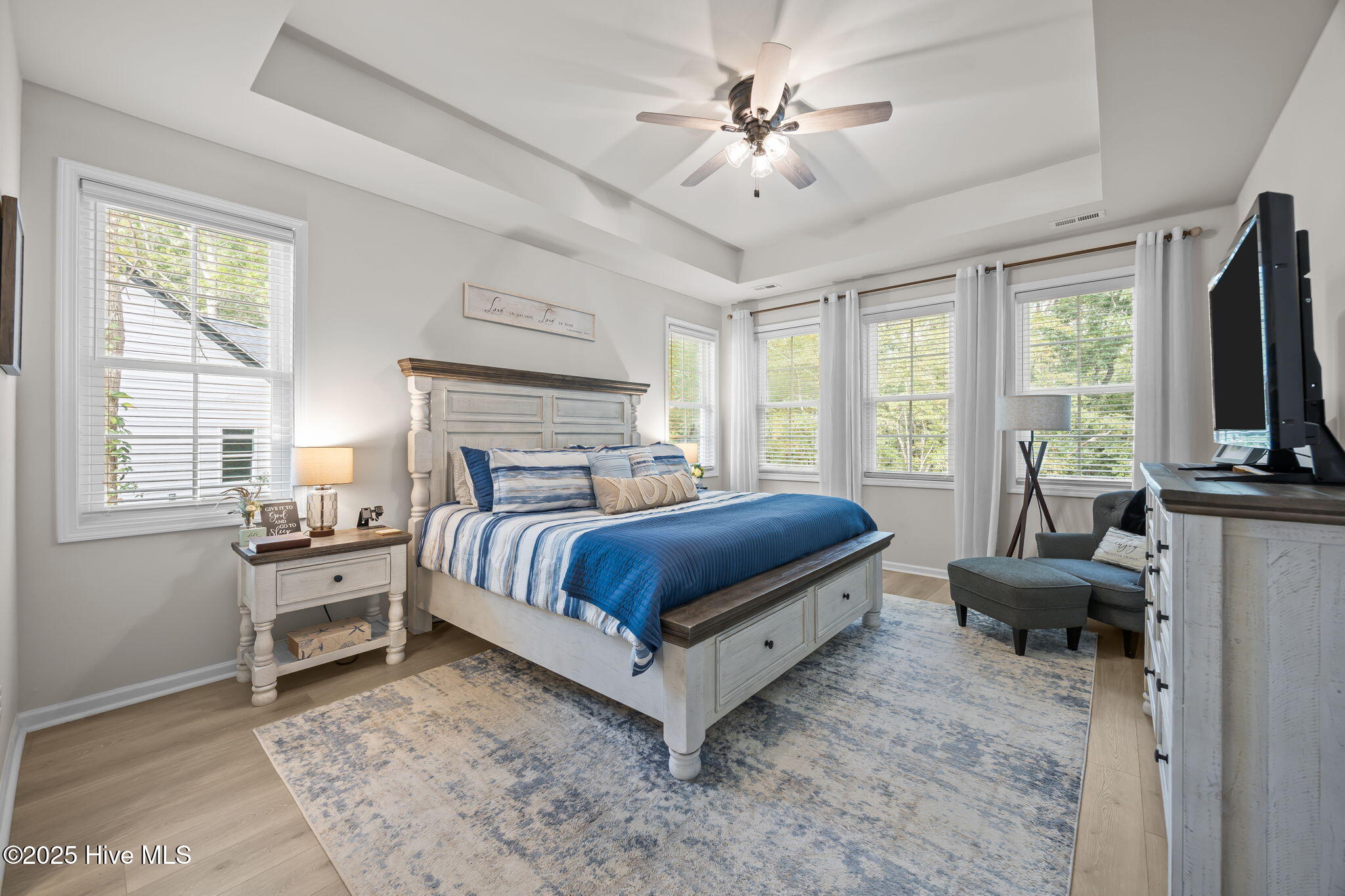 100535538 | Photo 21