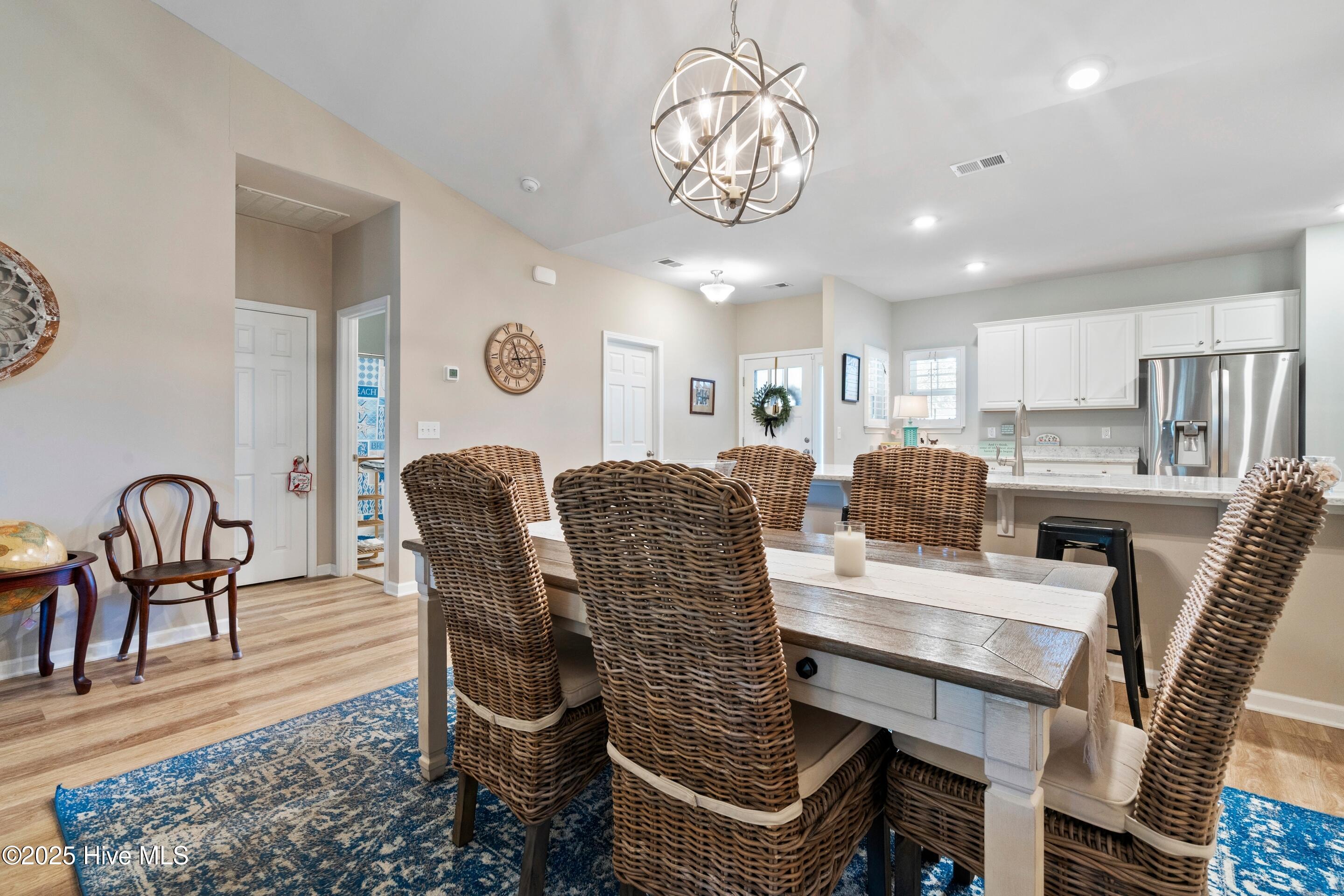 100537197 | Photo 14