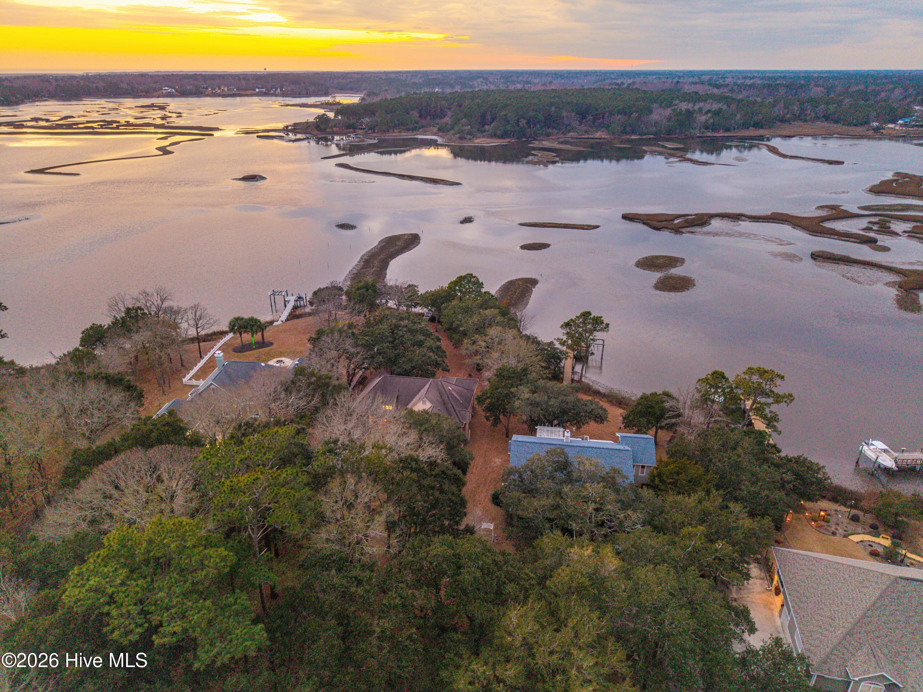 100551143 | Photo 73