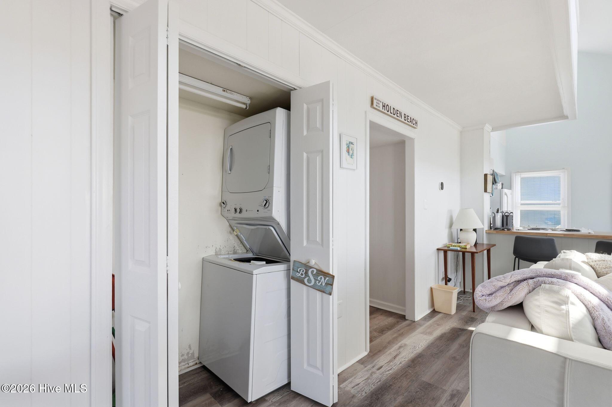 100558178 | Photo 31