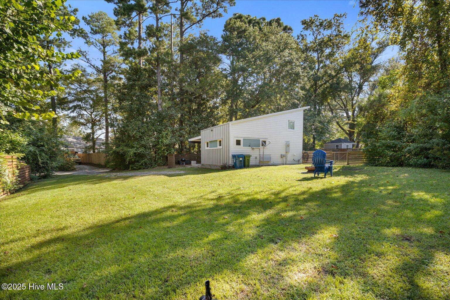 100528295 | Photo 51