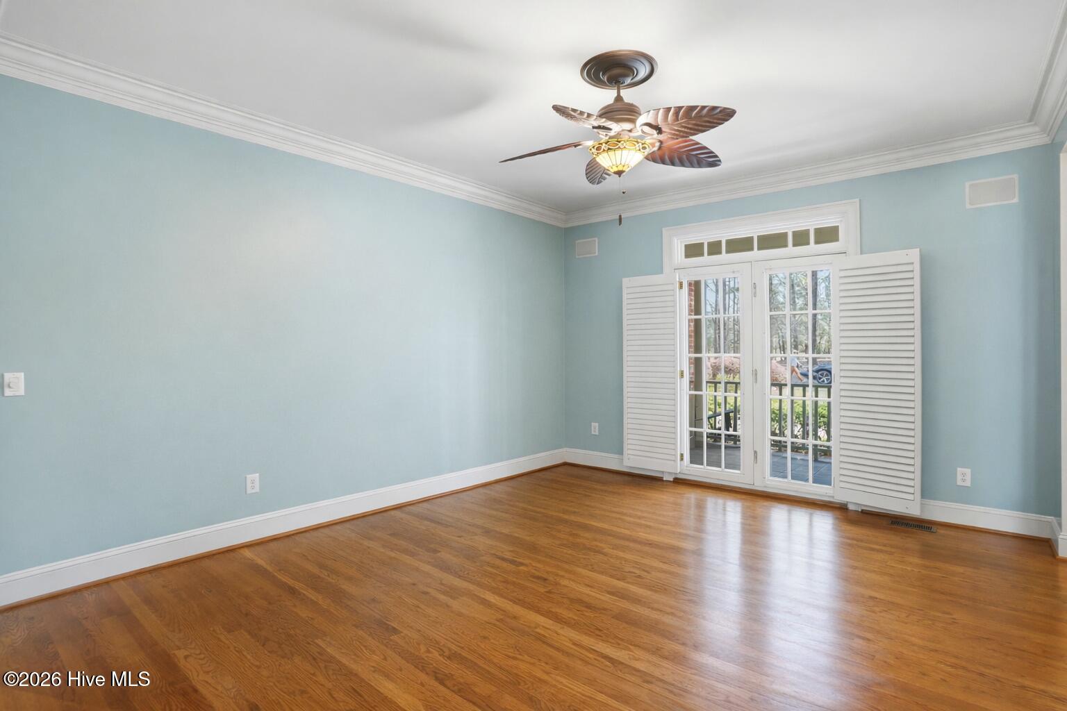 100563171 | Photo 18