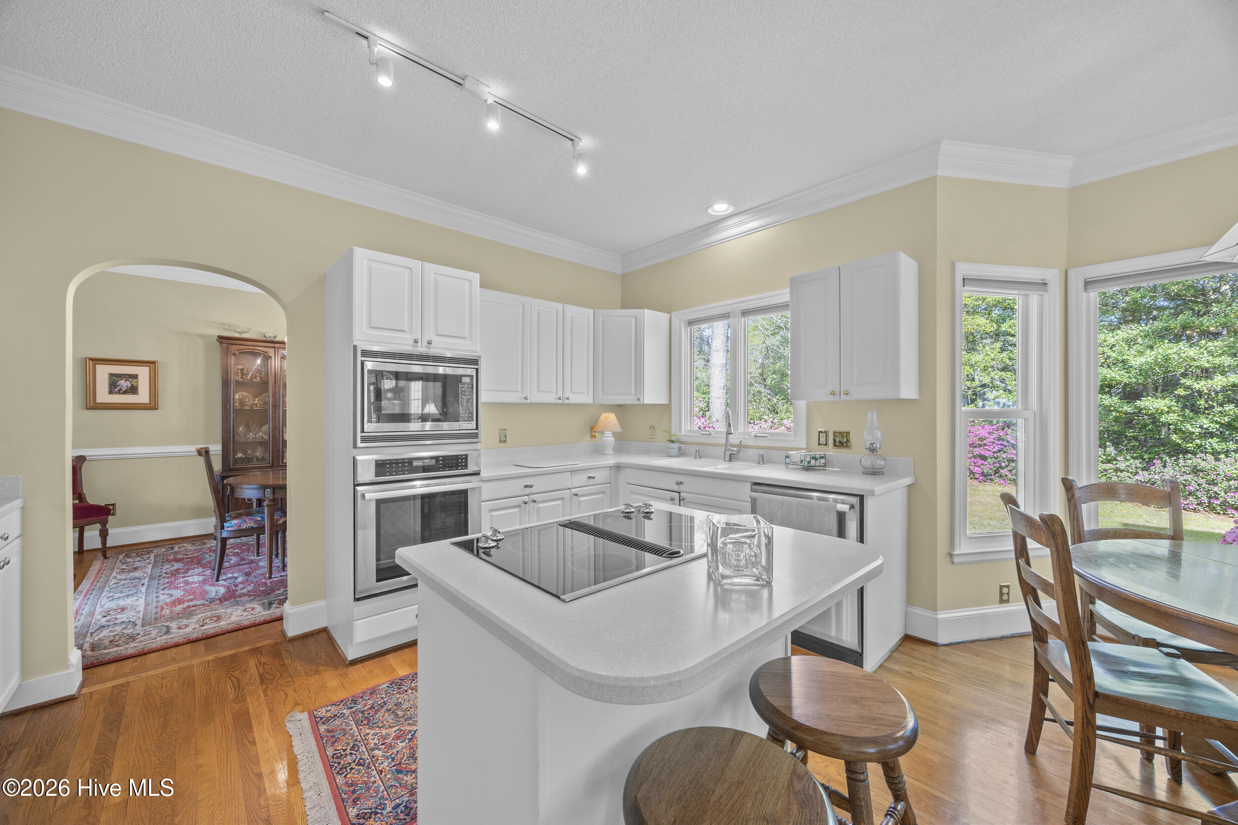 100564035 | Photo 21