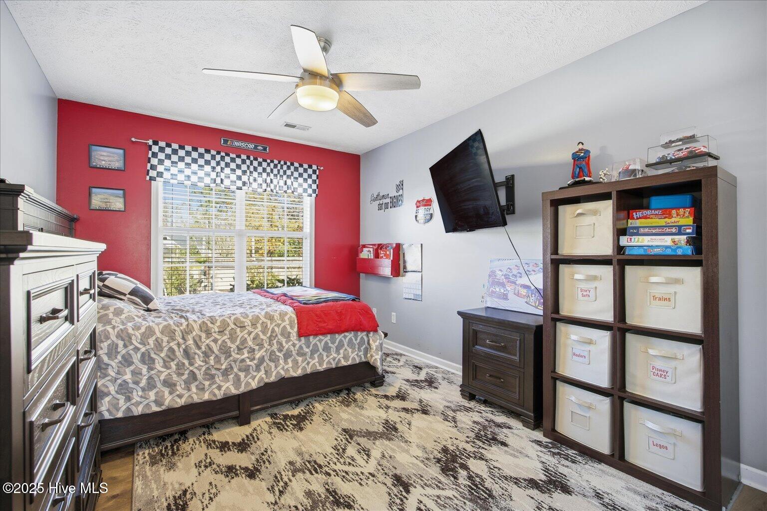 100544884 | Photo 35