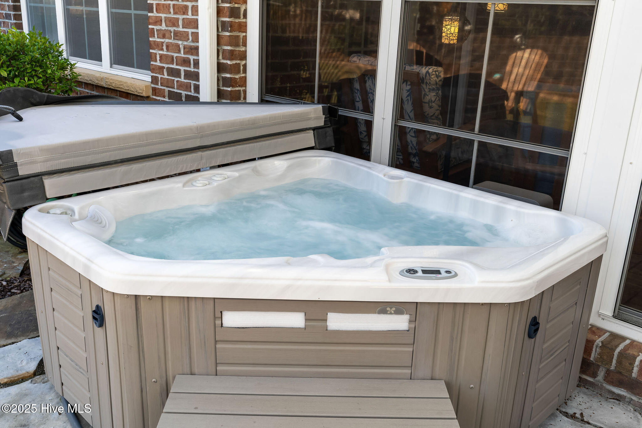 100541913 | Photo 27