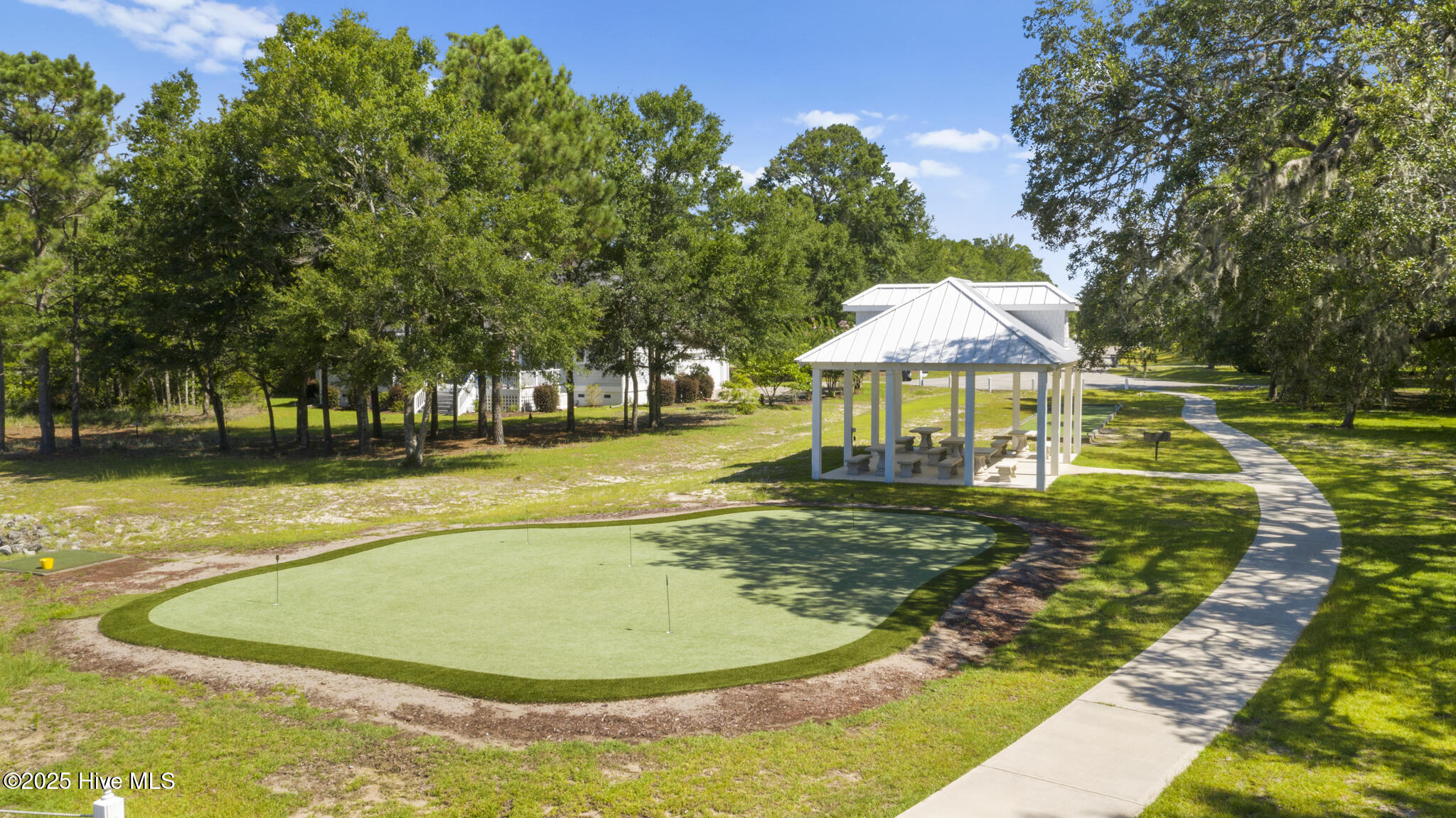 100535512 | Photo 74