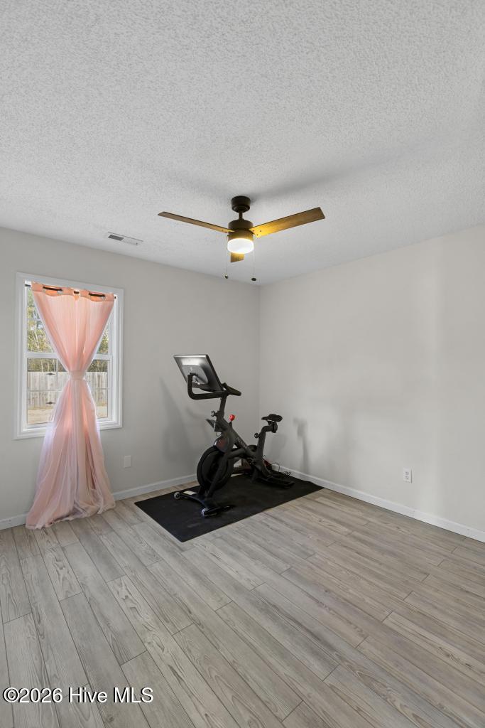 100553305 | Photo 21