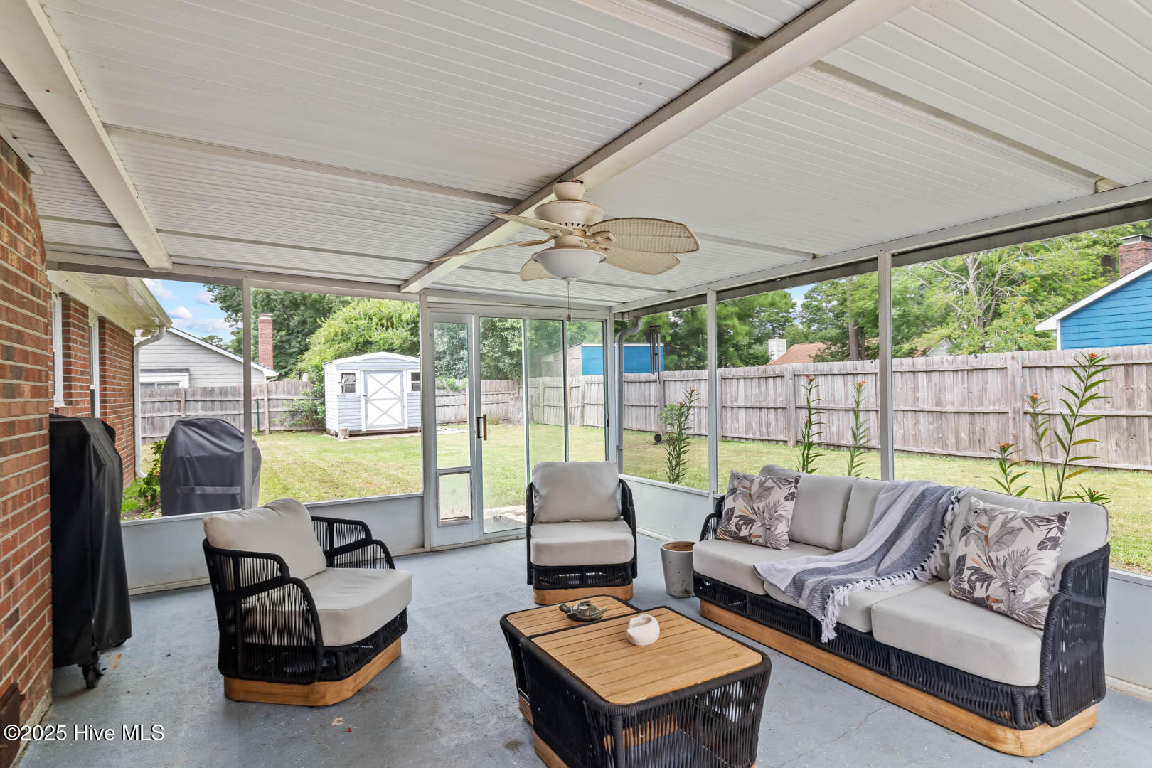 100522484 | Photo 44