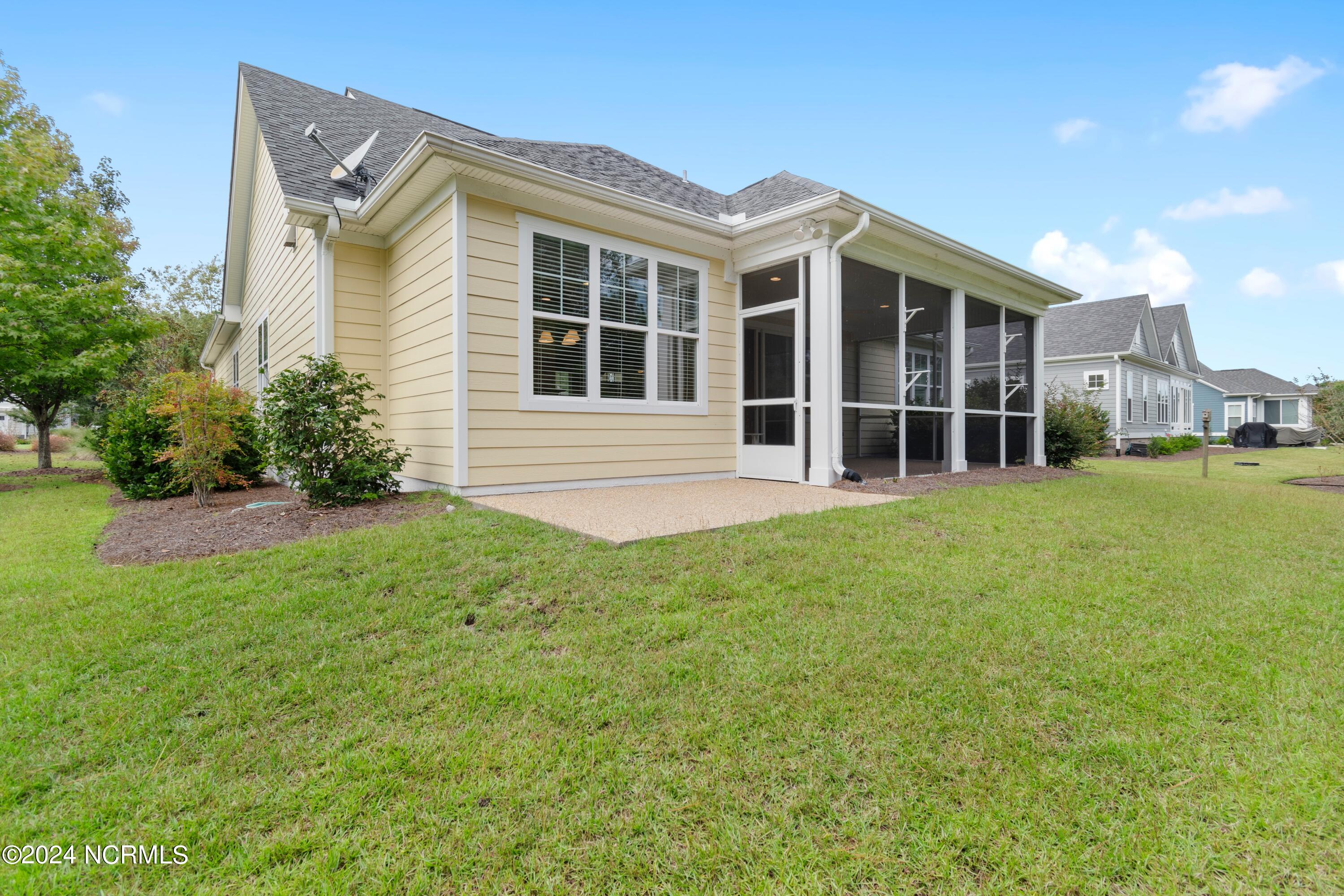 100547754 | Photo 28