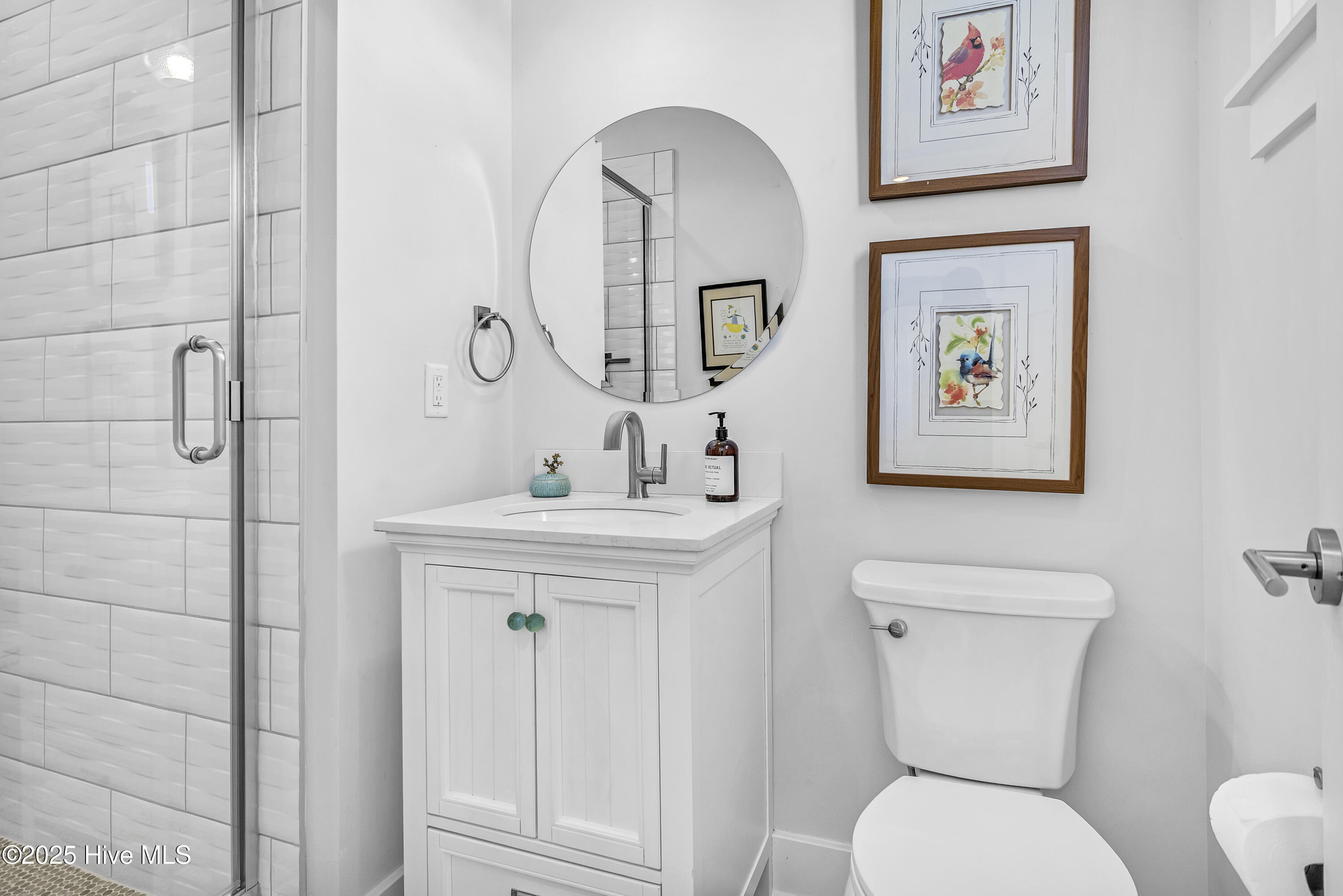 100540464 | Photo 53