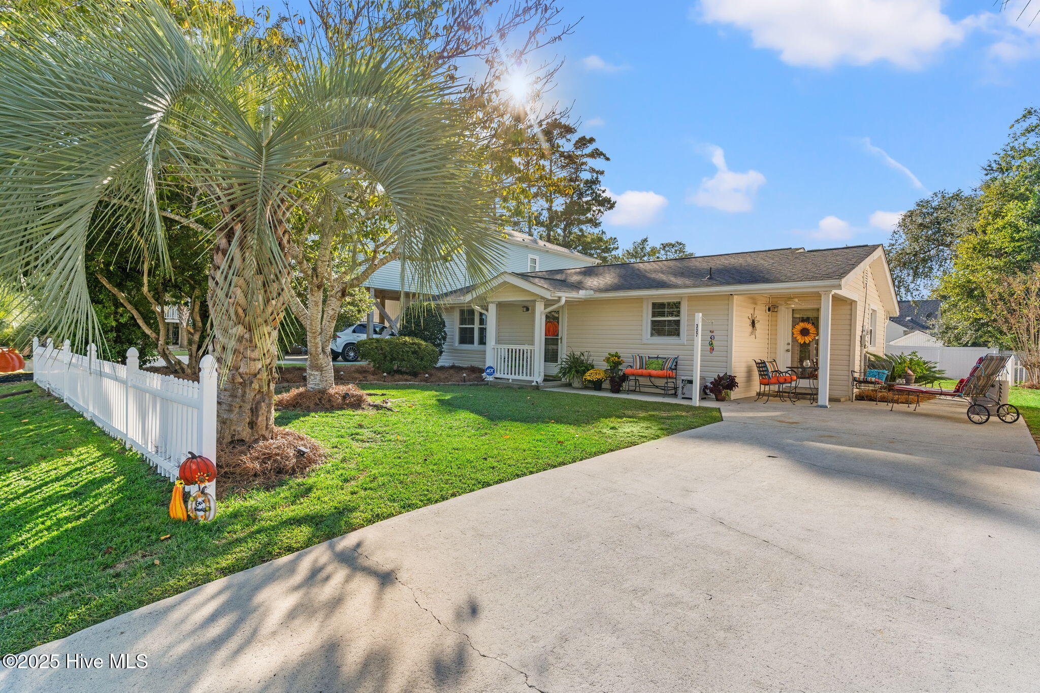 Homes for sale in Oak Island, NC | 337 Ne 46th St, Oak Island, NC 28465 | MLS# 100535685