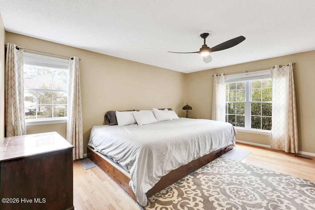 100551760 | Photo 27