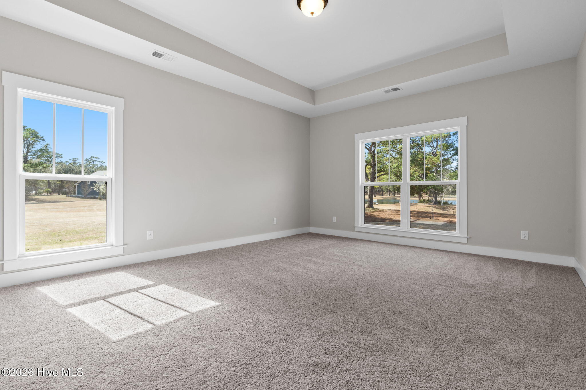 100537581 | Photo 40