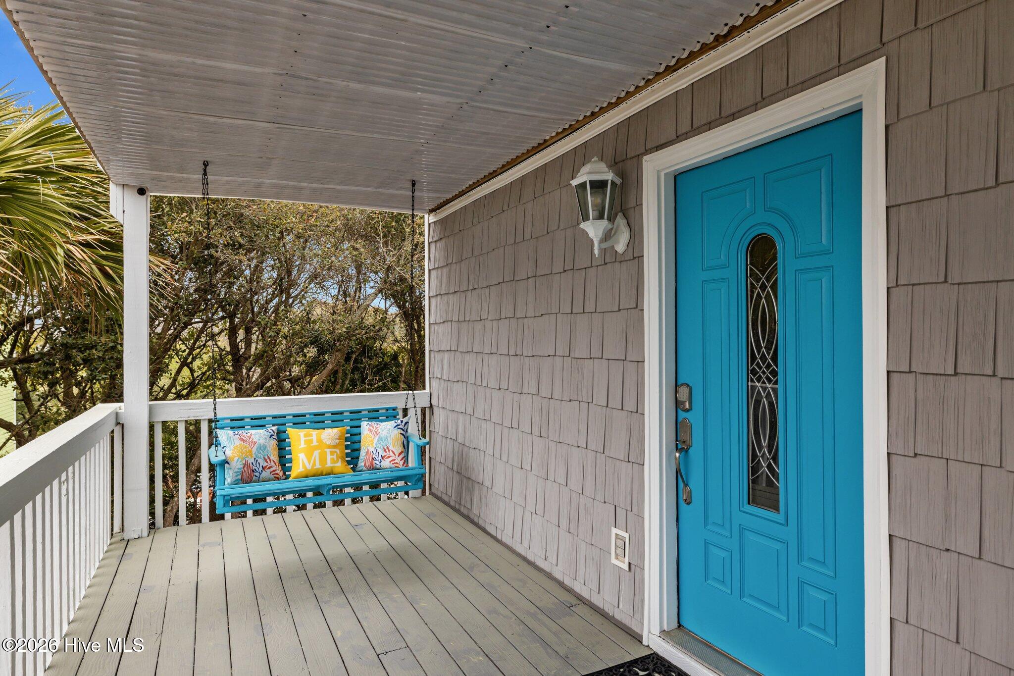 100565802 | Photo 41