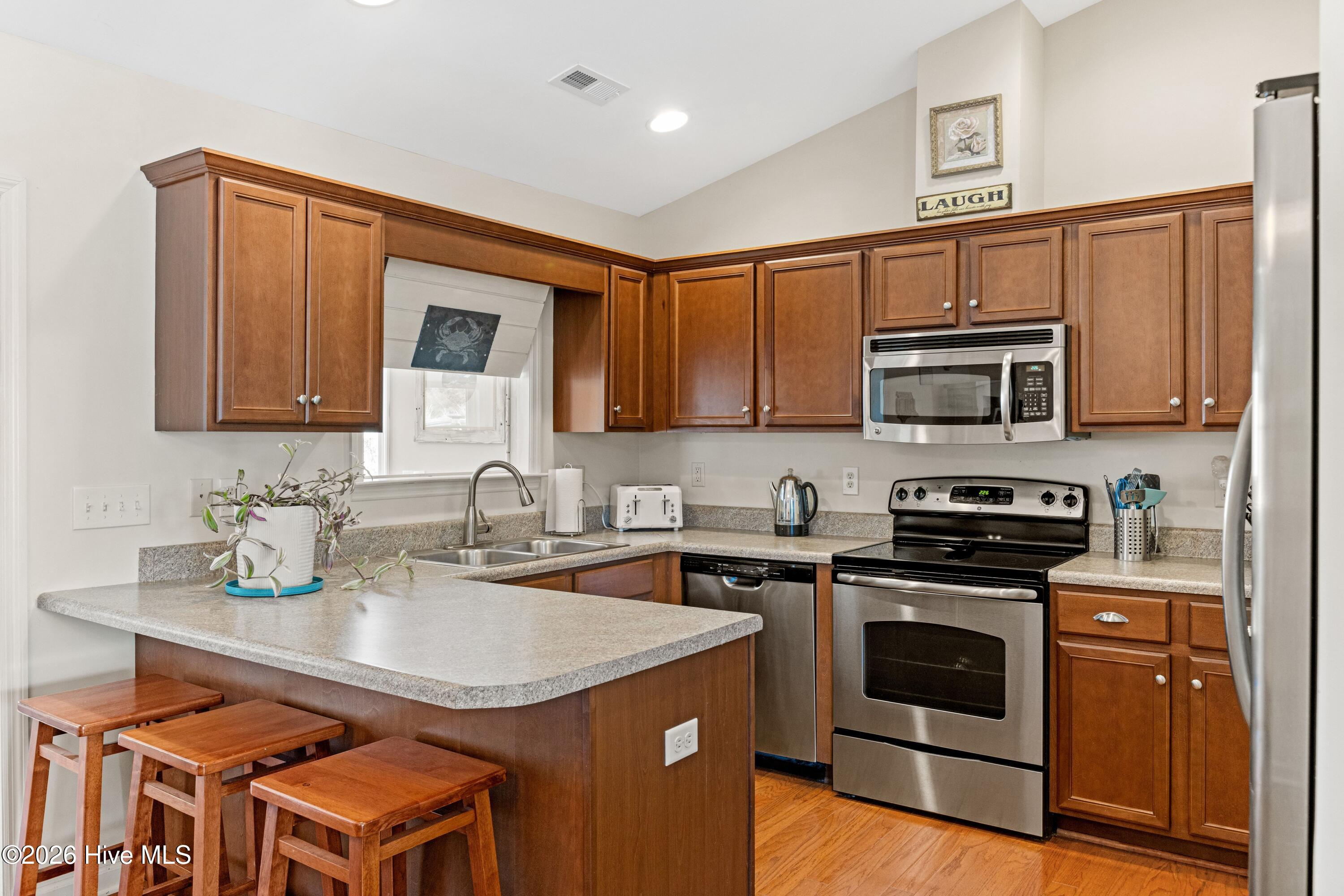 100554021 | Photo 13