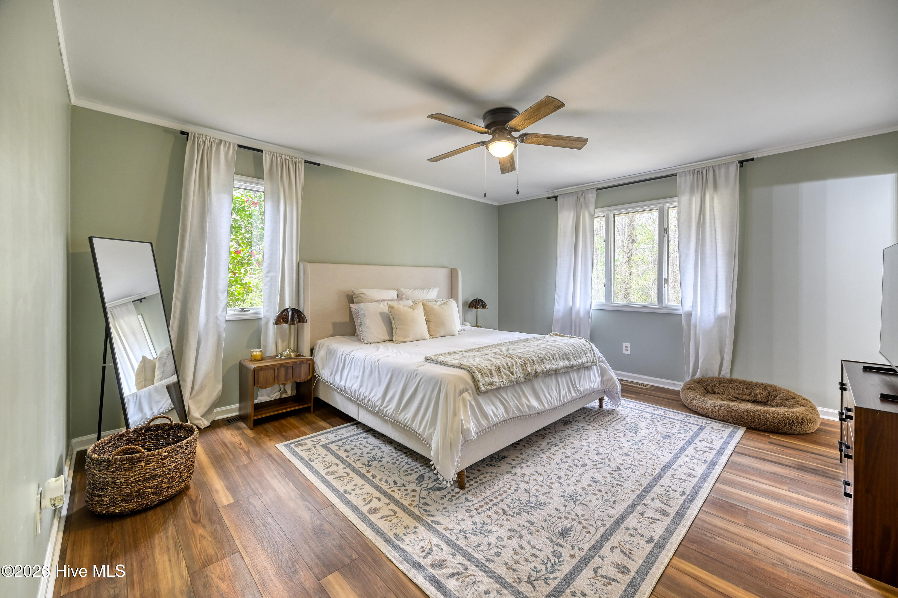 100562764 | Photo 21