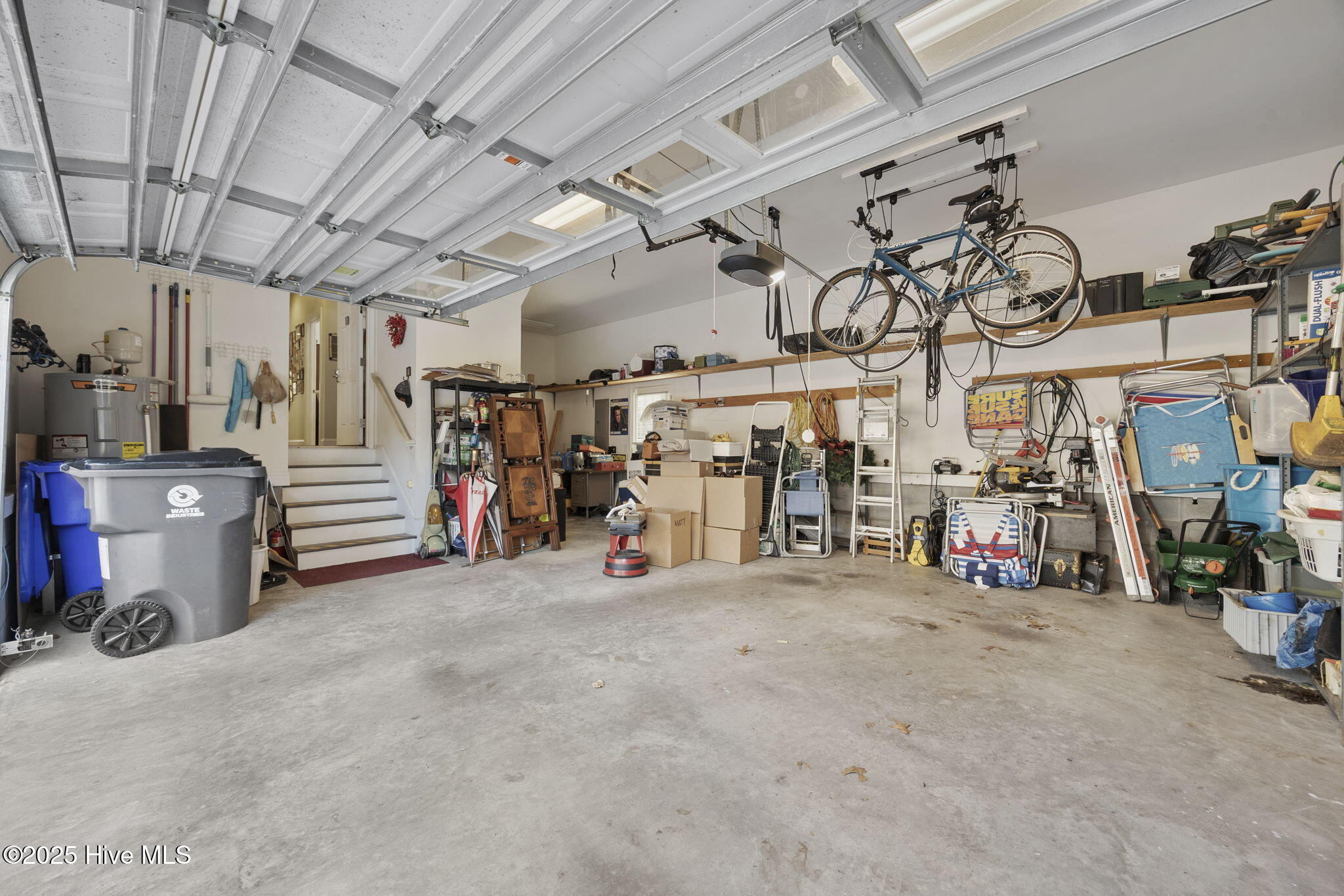 100542443 | Photo 29