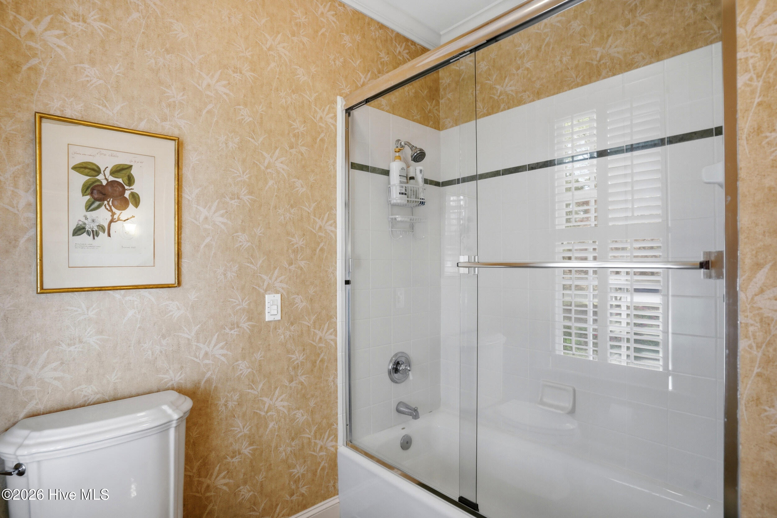 100563171 | Photo 23