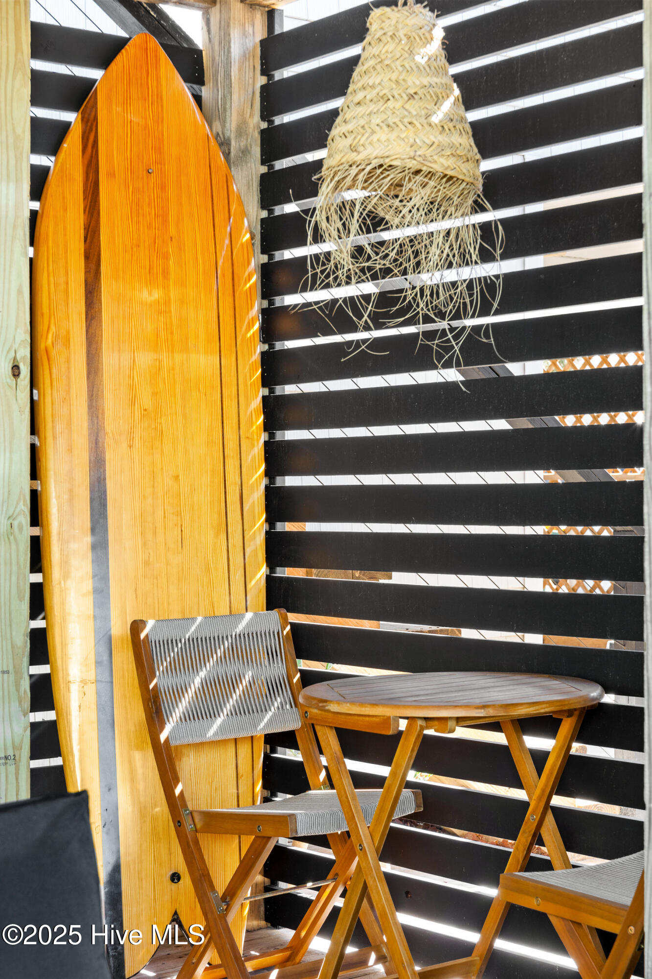 100540580 | Photo 68