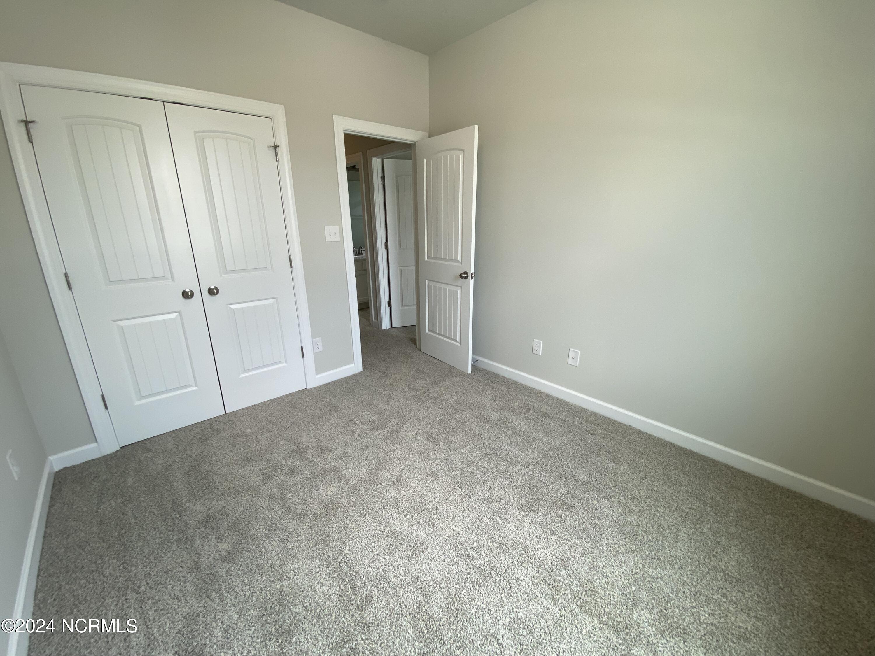 100546750 | Photo 21