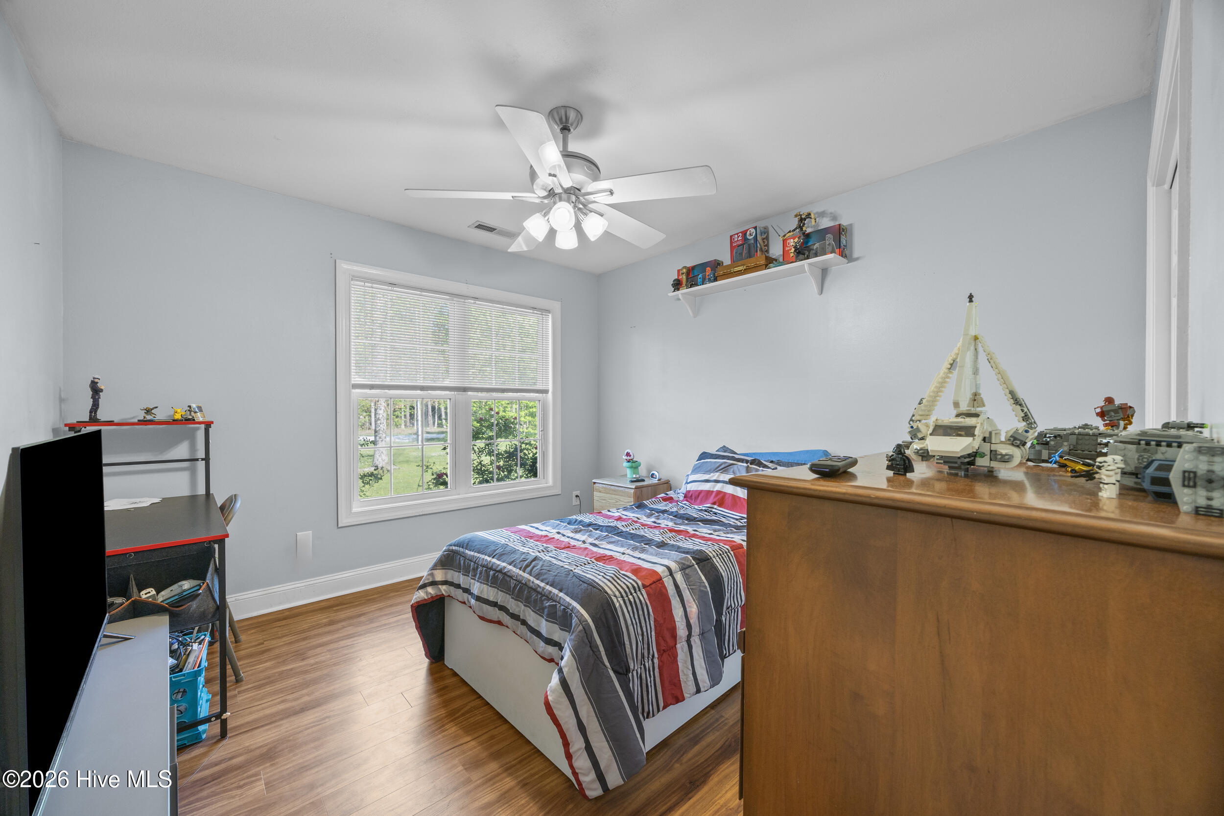 100567531 | Photo 31