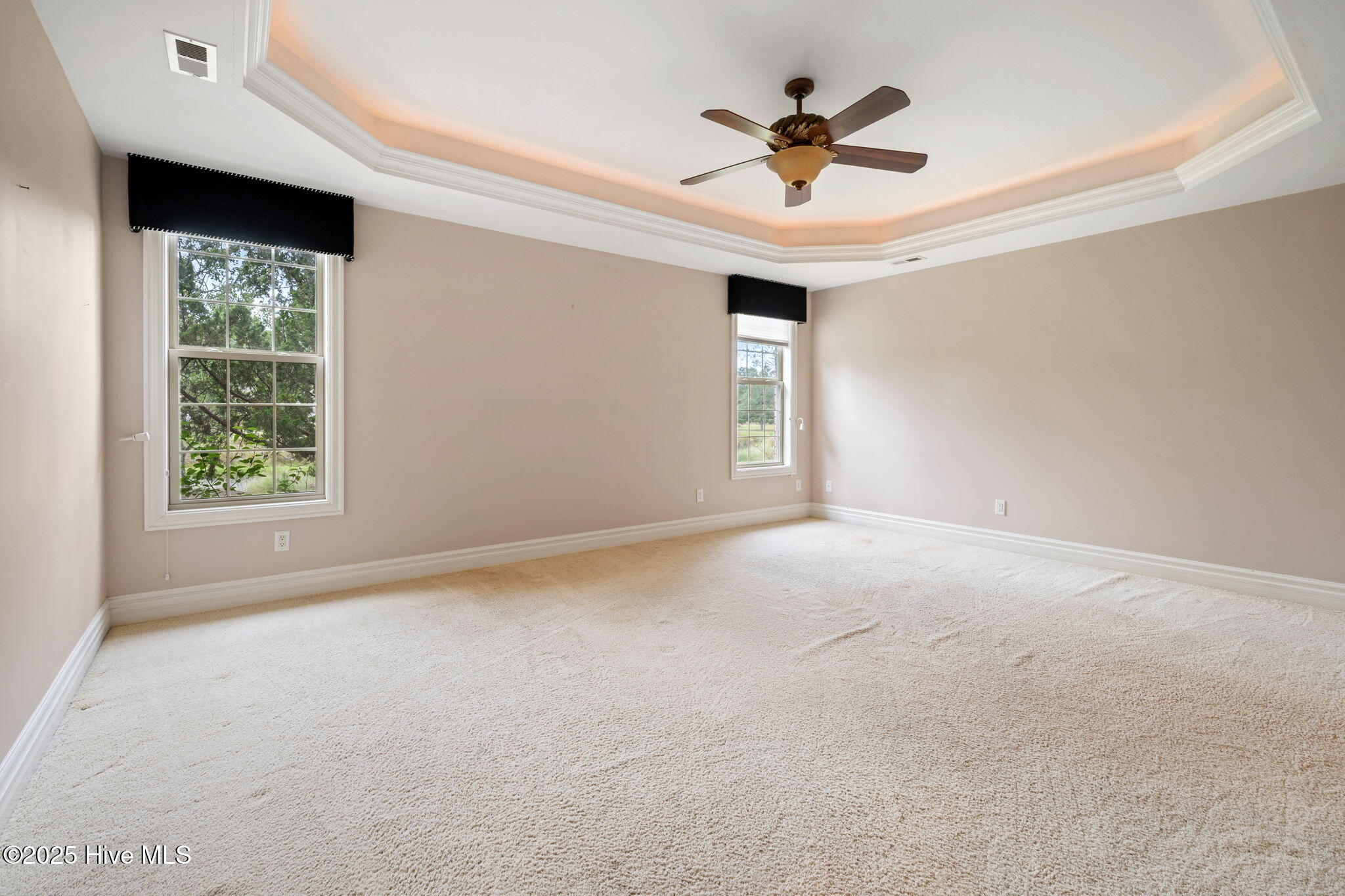 100536688 | Photo 27