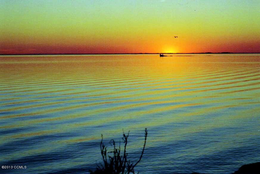 1528 Island Road,Harkers Island