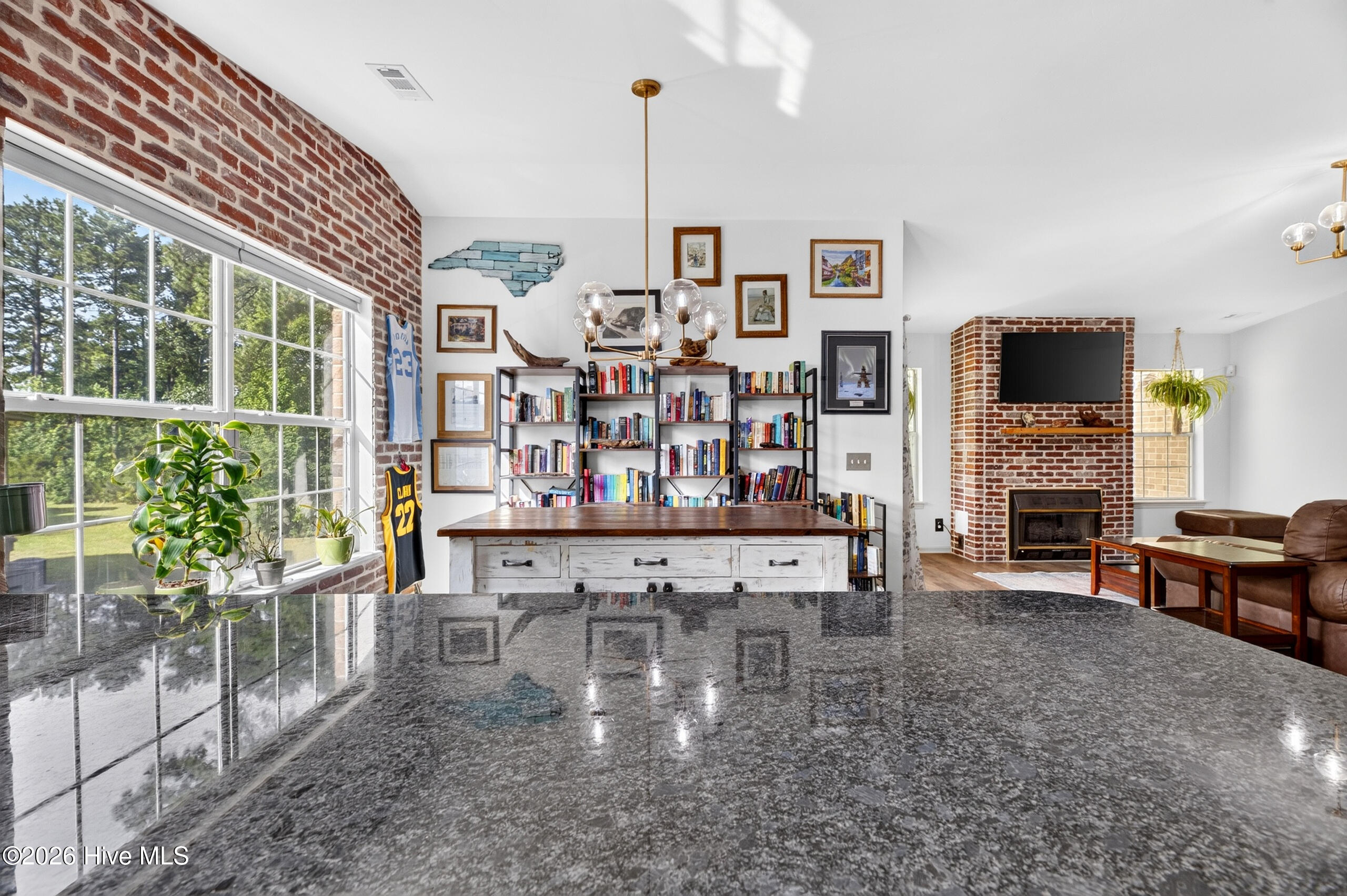 Great space for cooking, serving, dining