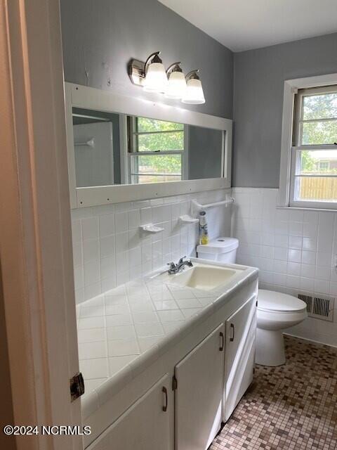 100533796 | Photo 26