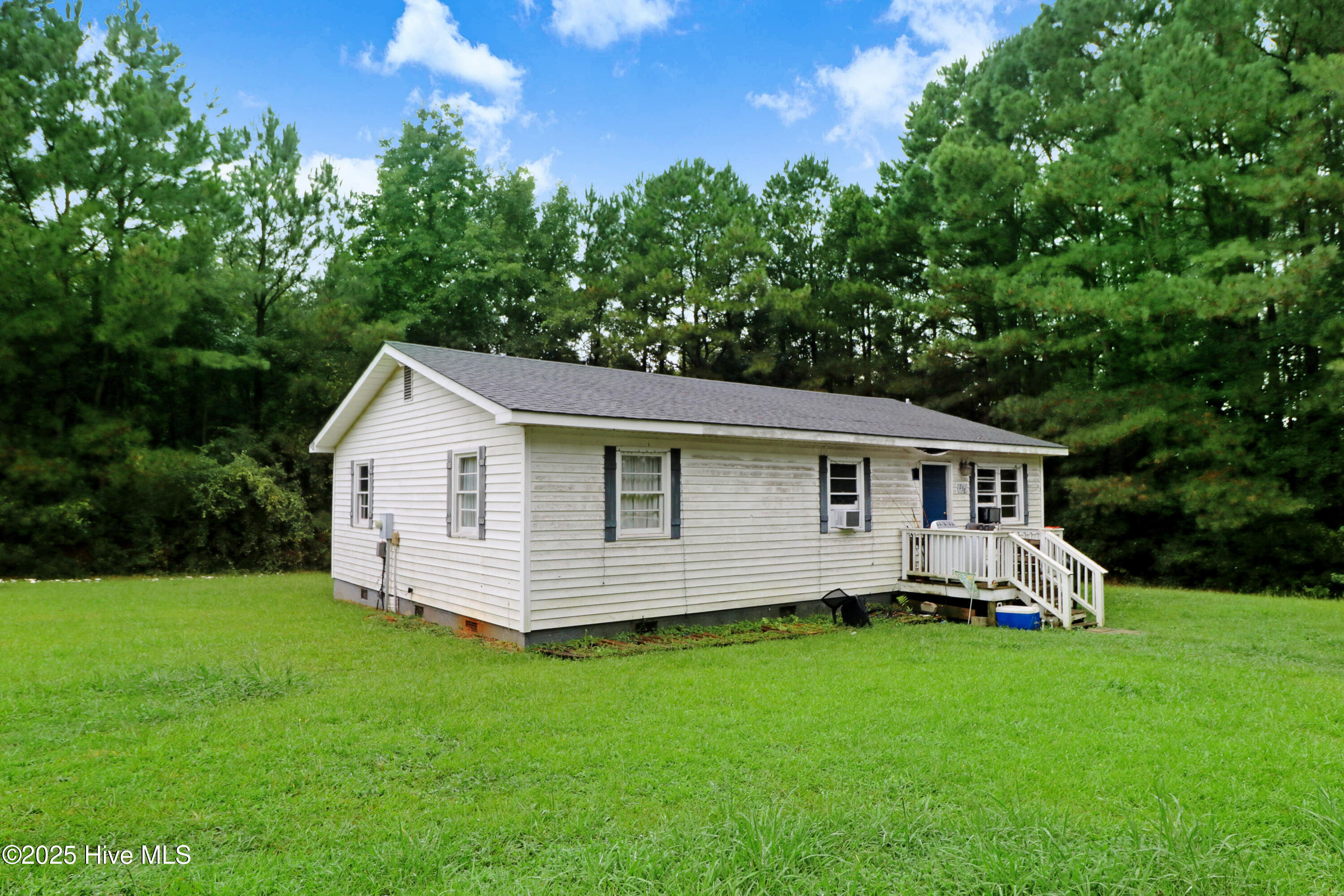 Homes for sale in Princeton, NC | 238 Old Cornwallis Rd, Princeton, NC 27569 | MLS# 100527935