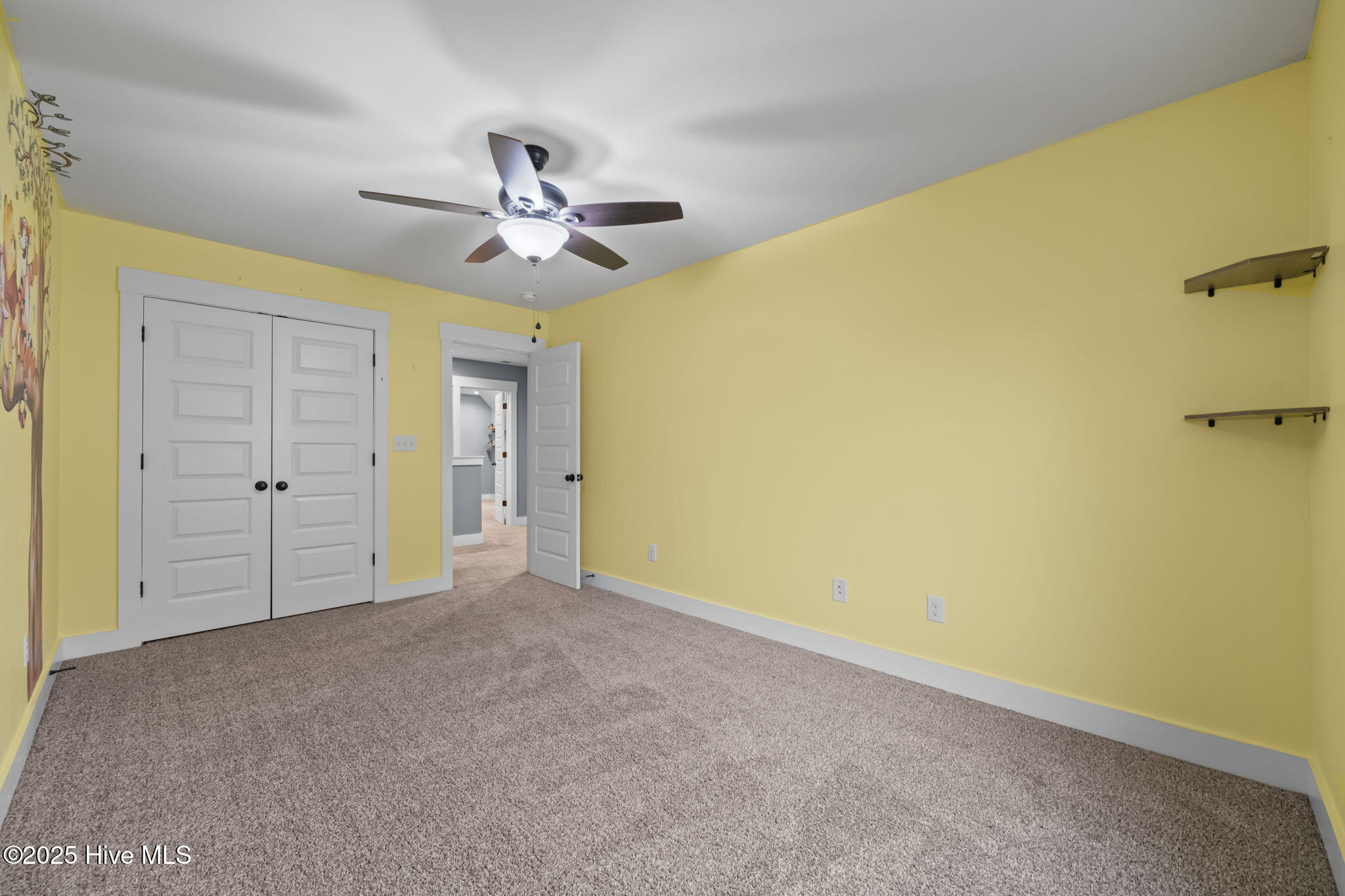 100544347 | Photo 42