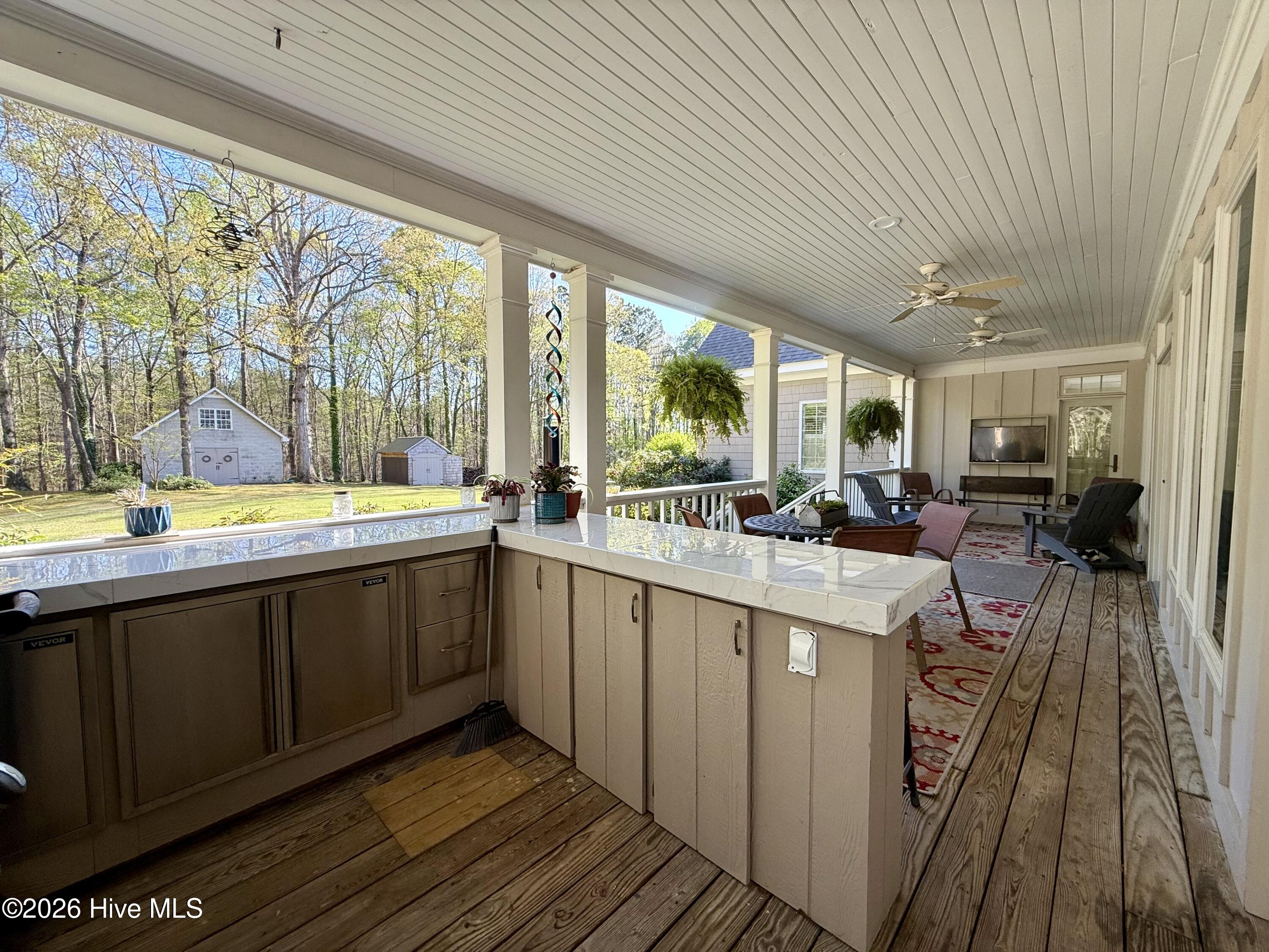 Outdoor Kitchen Area