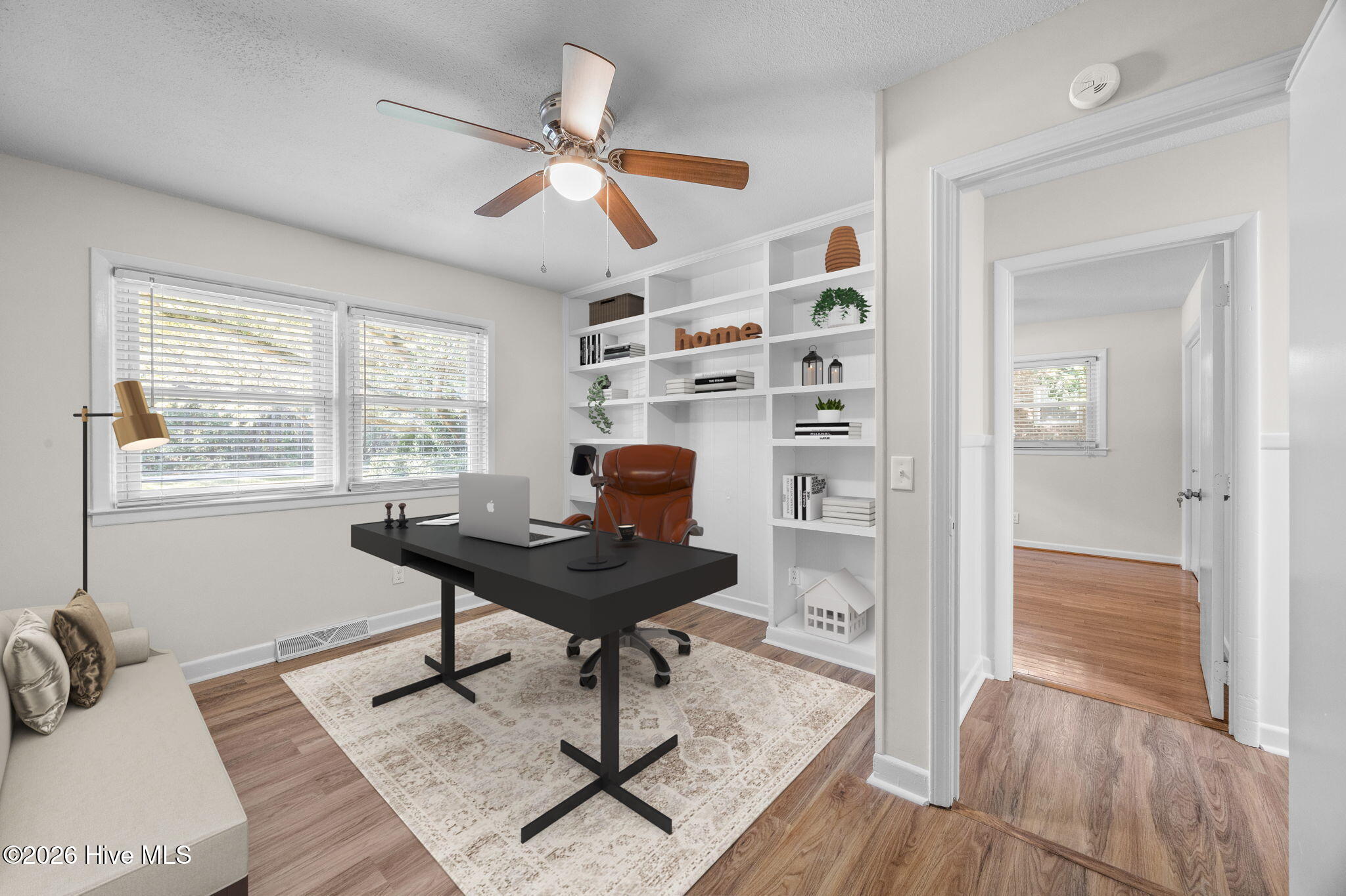 100540435 | Photo 31