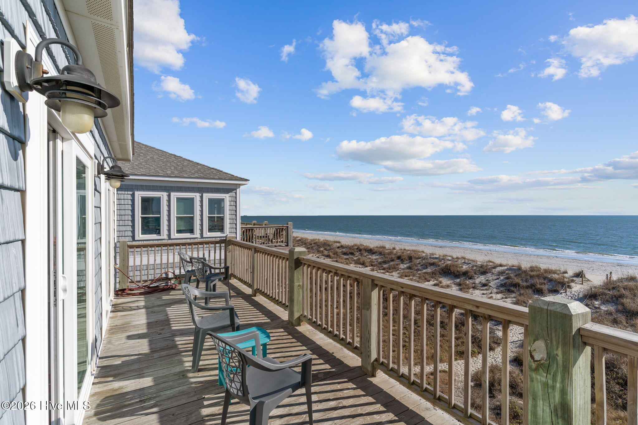 100547503 | Photo 41