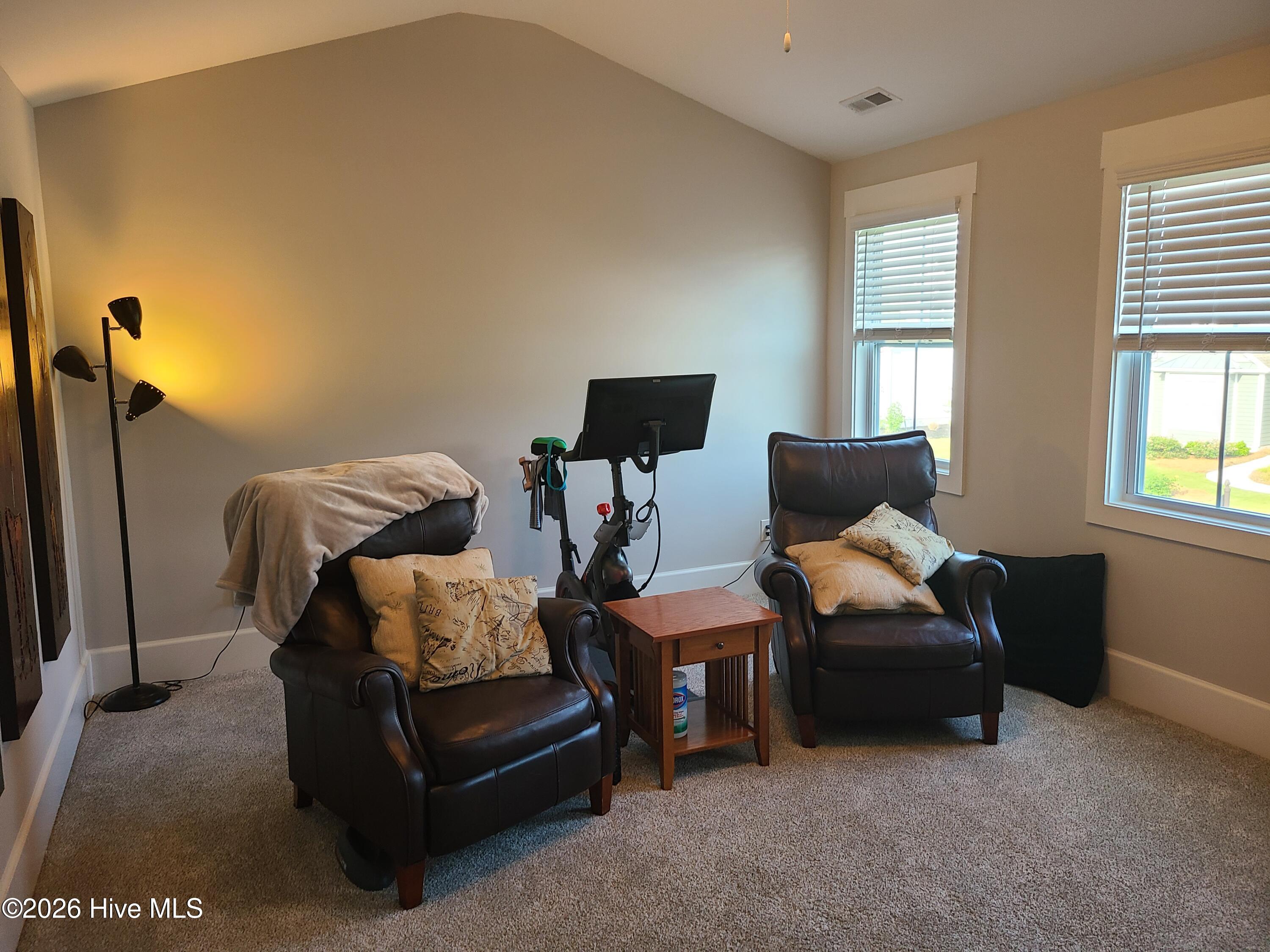 100555178 | Photo 16