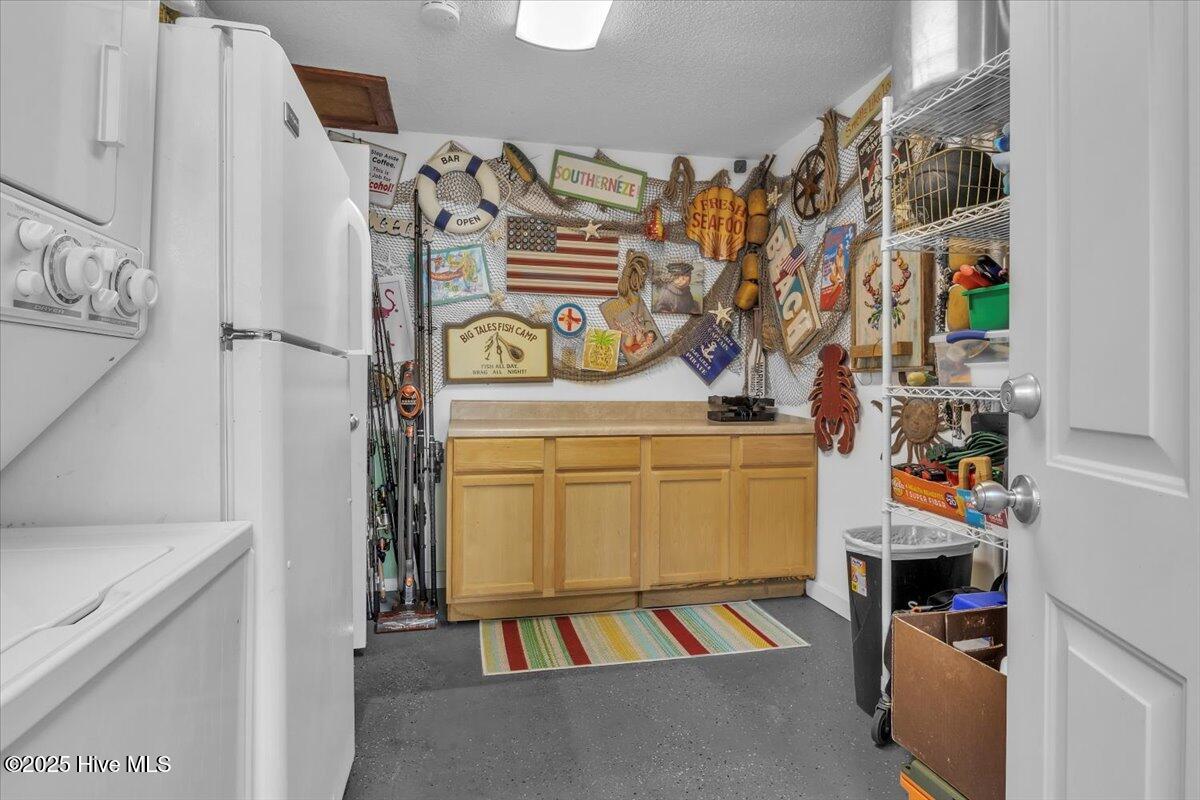 100535425 | Photo 17