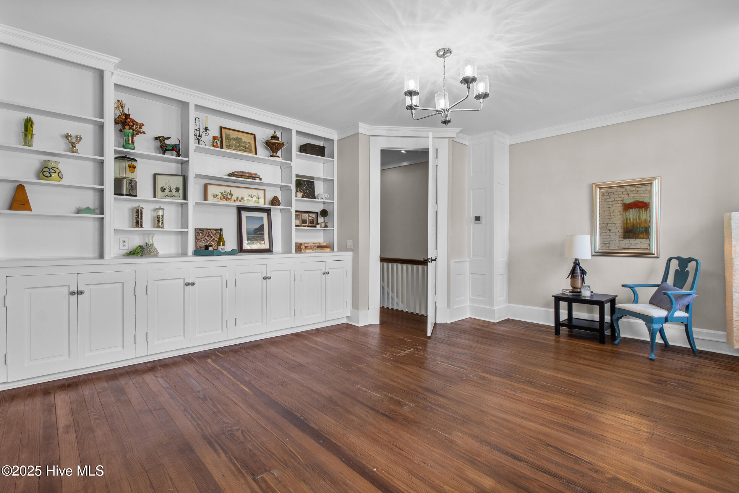 100514973 | Photo 21