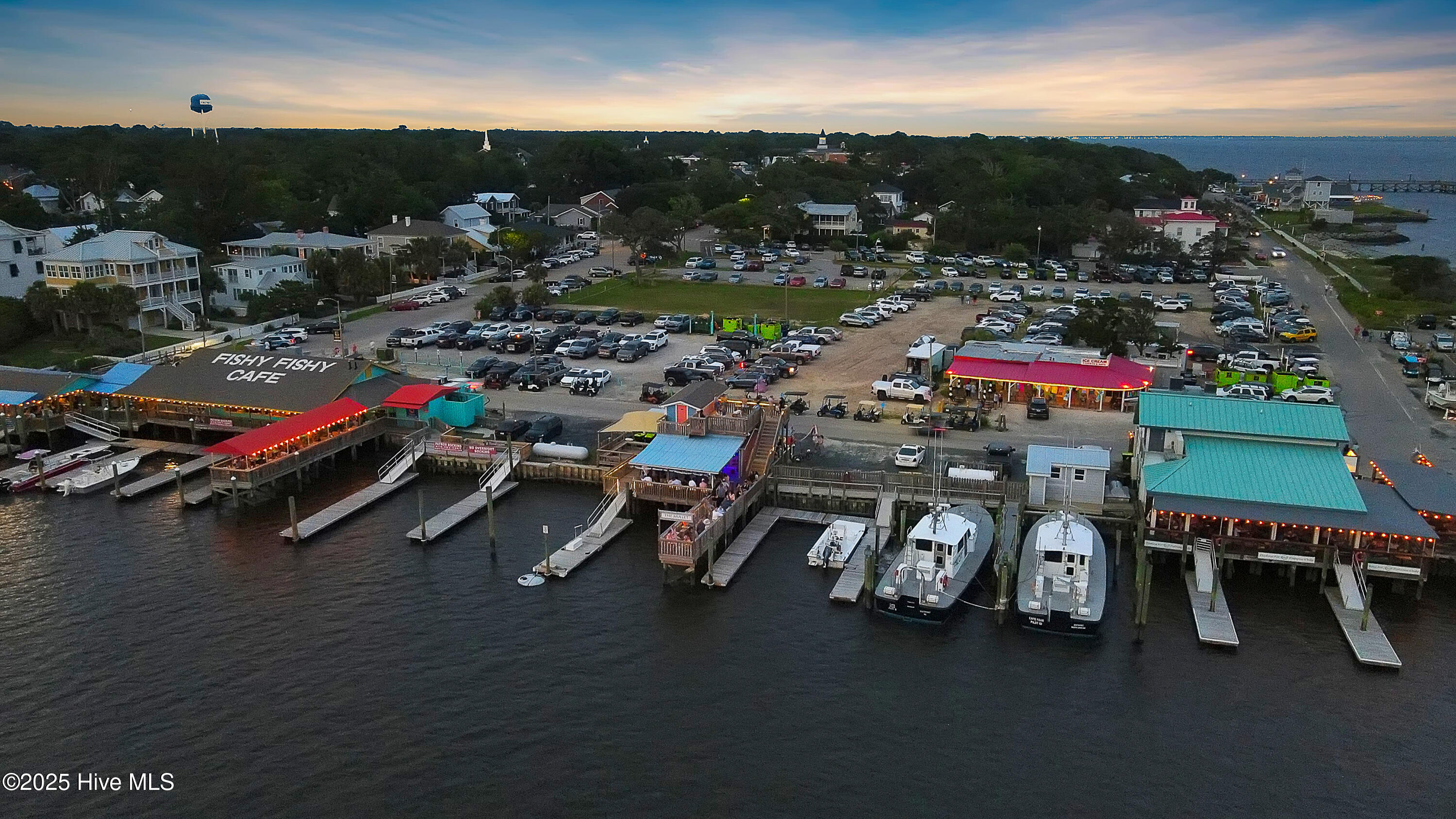 100544950 | Photo 28