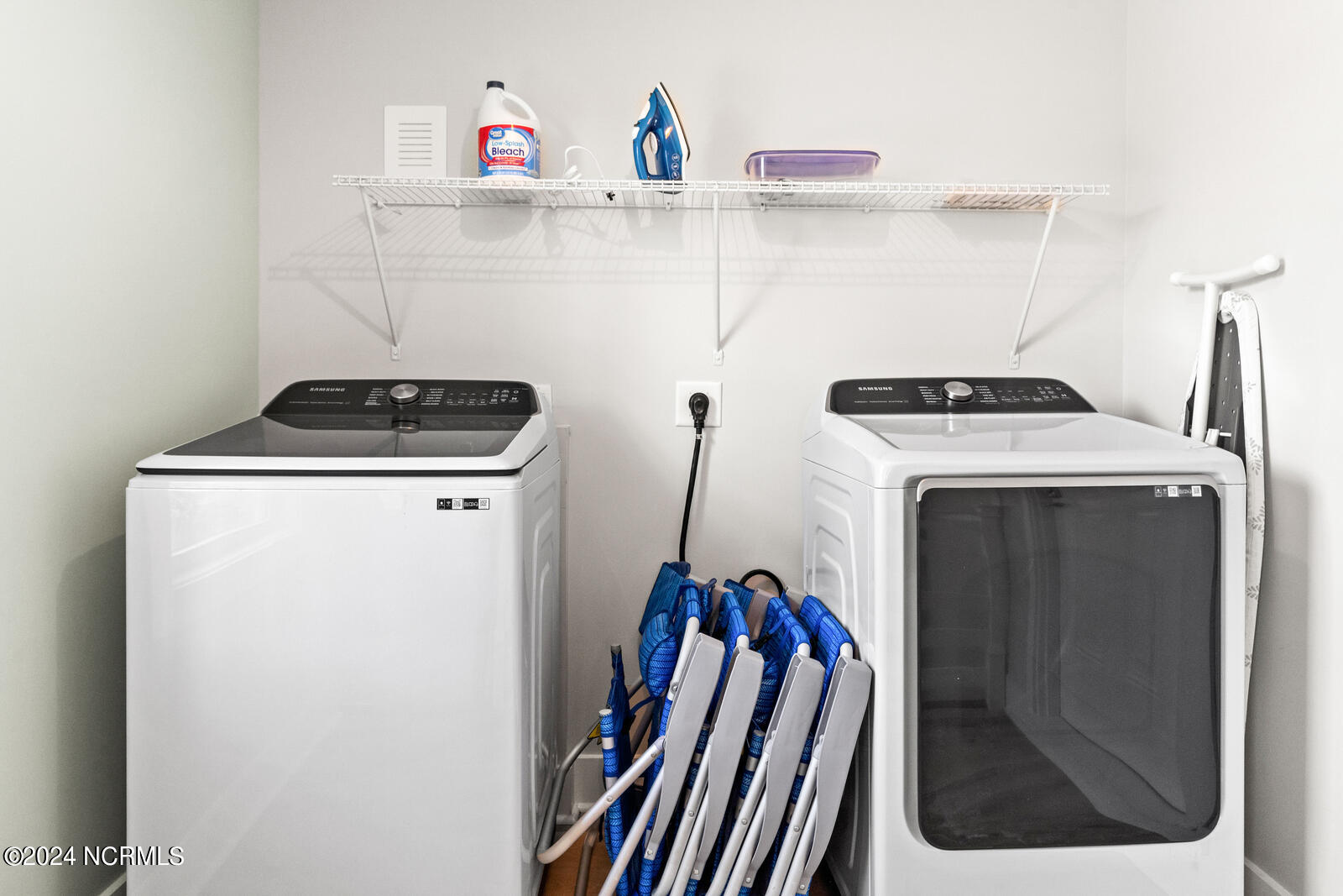 100565543 | Photo 14