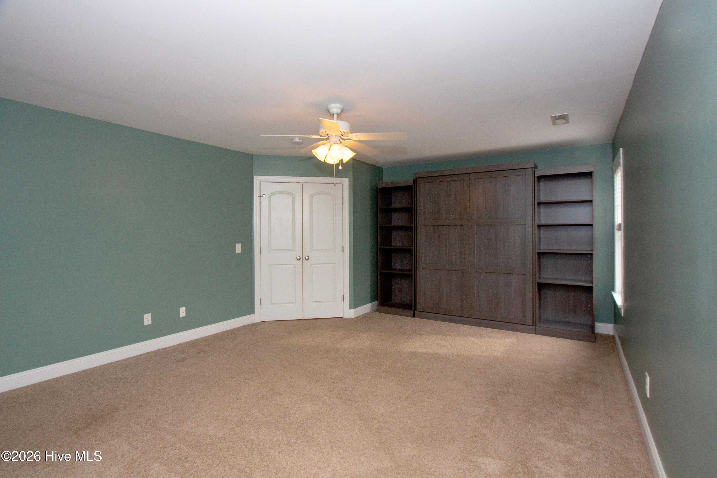 100555872 | Photo 41