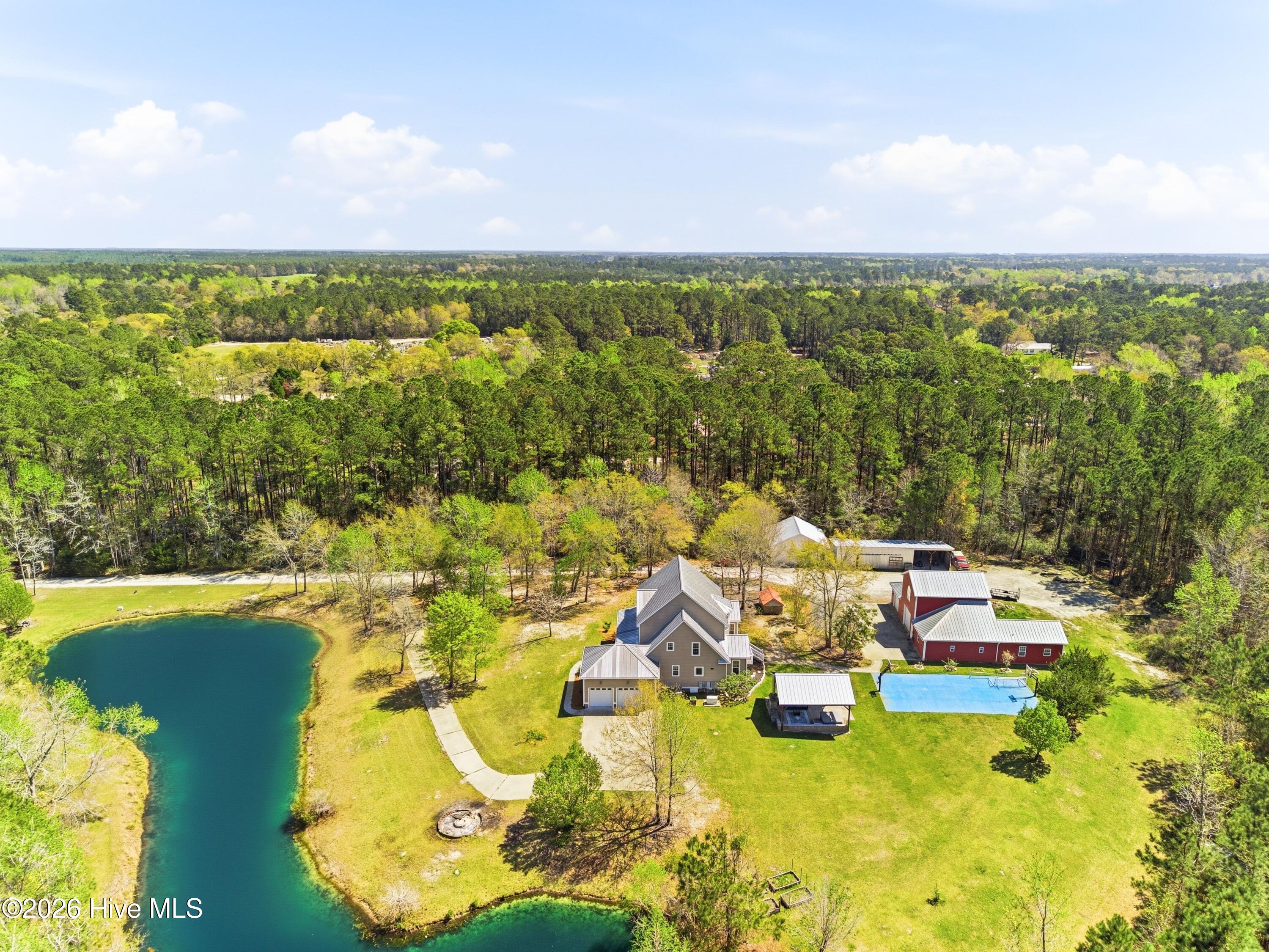 100564216 | Photo 59