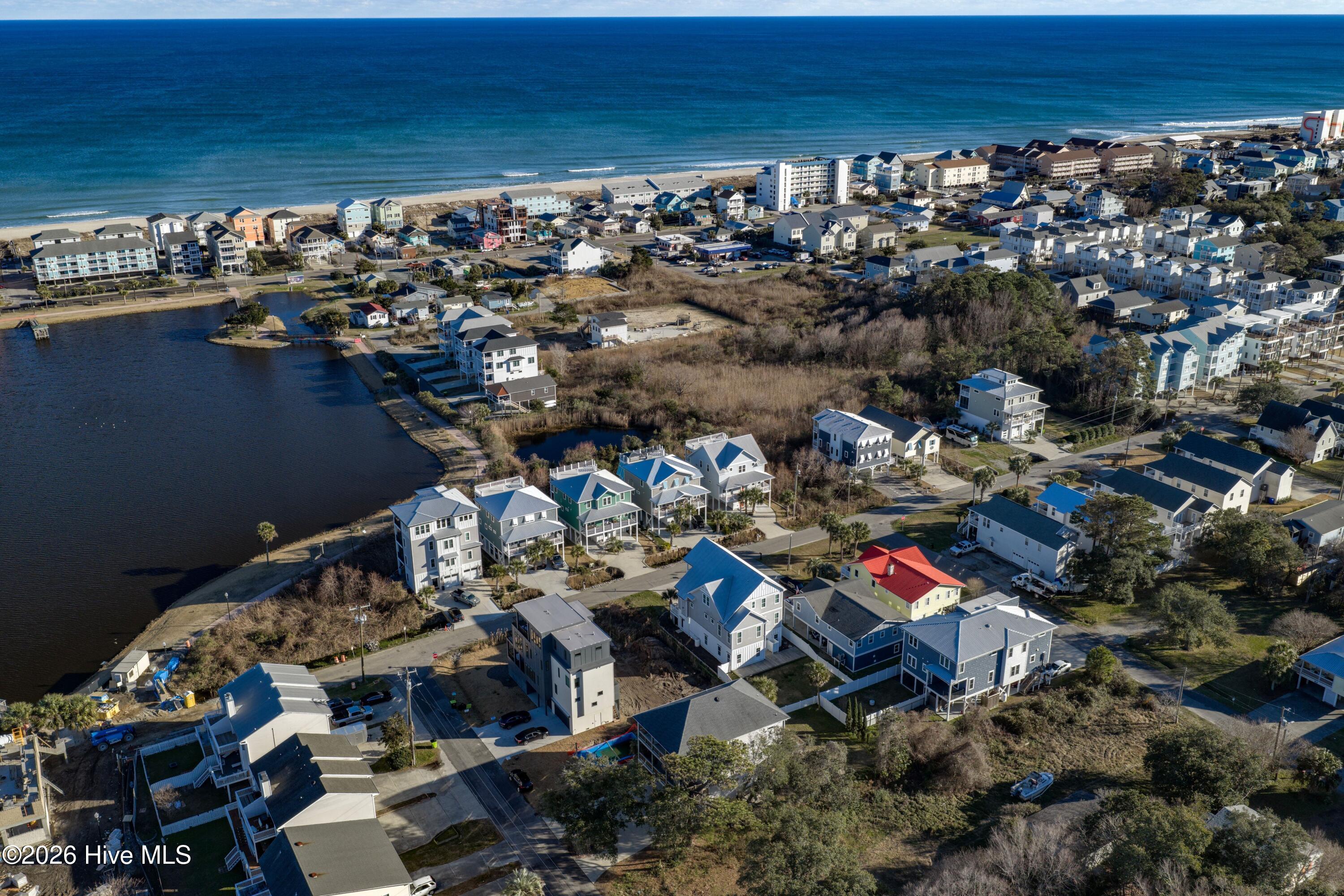 100549808 | Photo 52