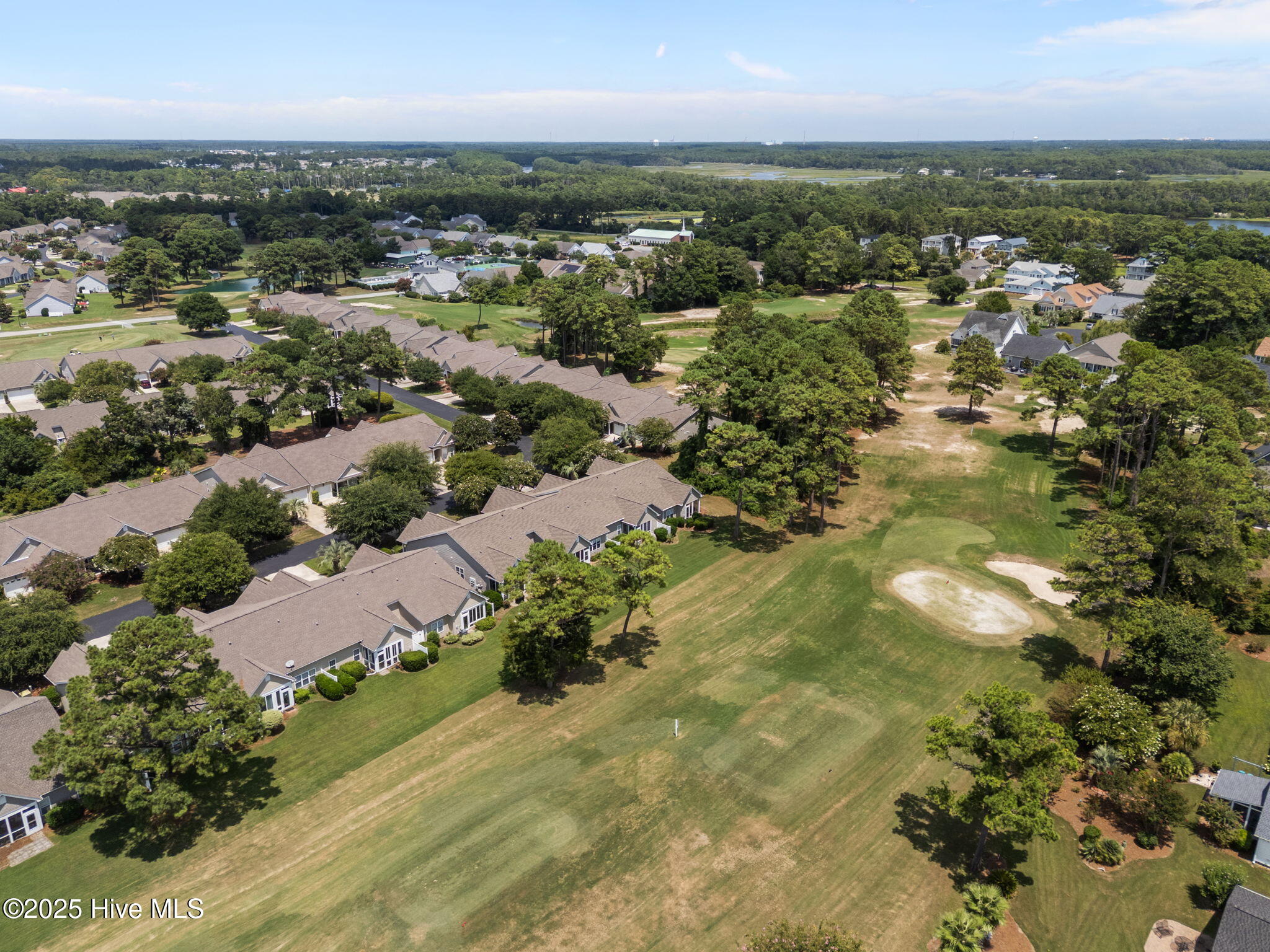 100522397 | Photo 33