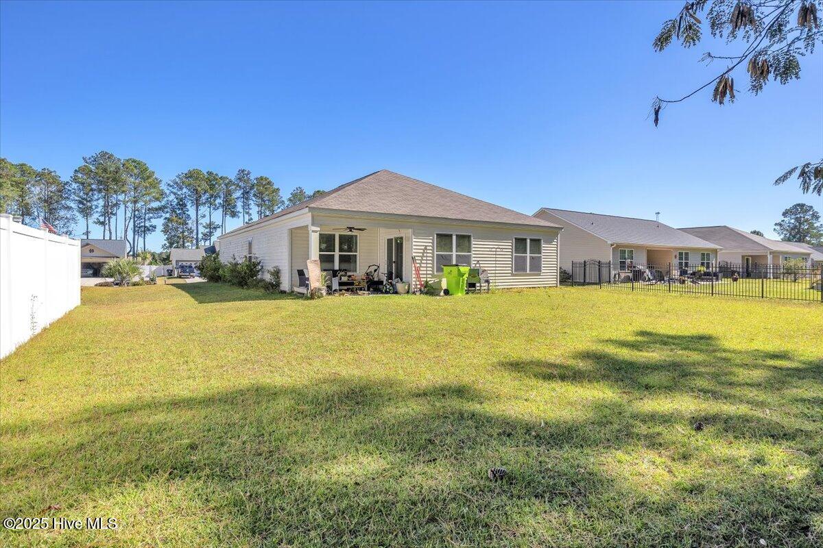 100538073 | Photo 31