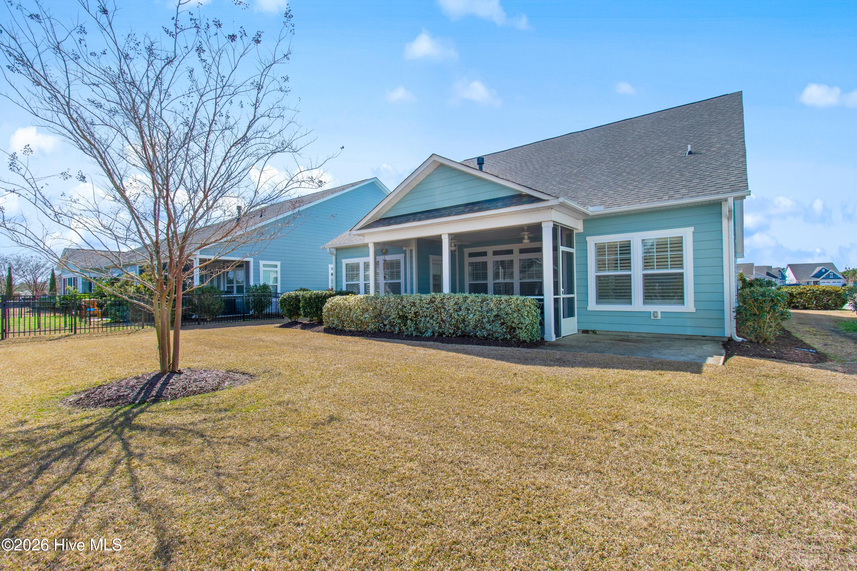 100559235 | Photo 39